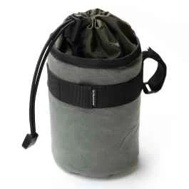 *FAIRWEATHER* stem bag (wax olive)