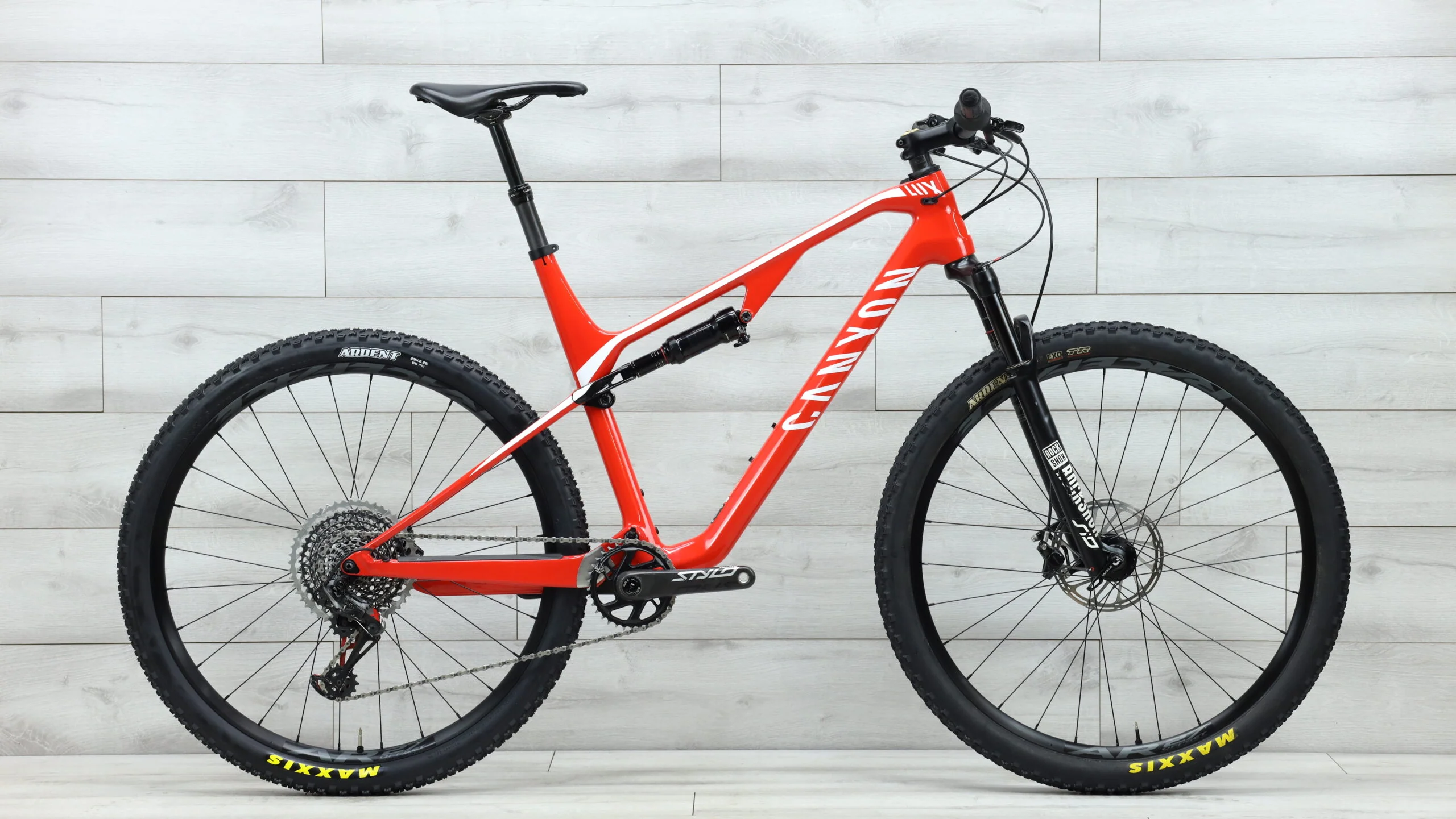 2020 Canyon Lux CF SL 8.0Mountain Bike - X-Large
