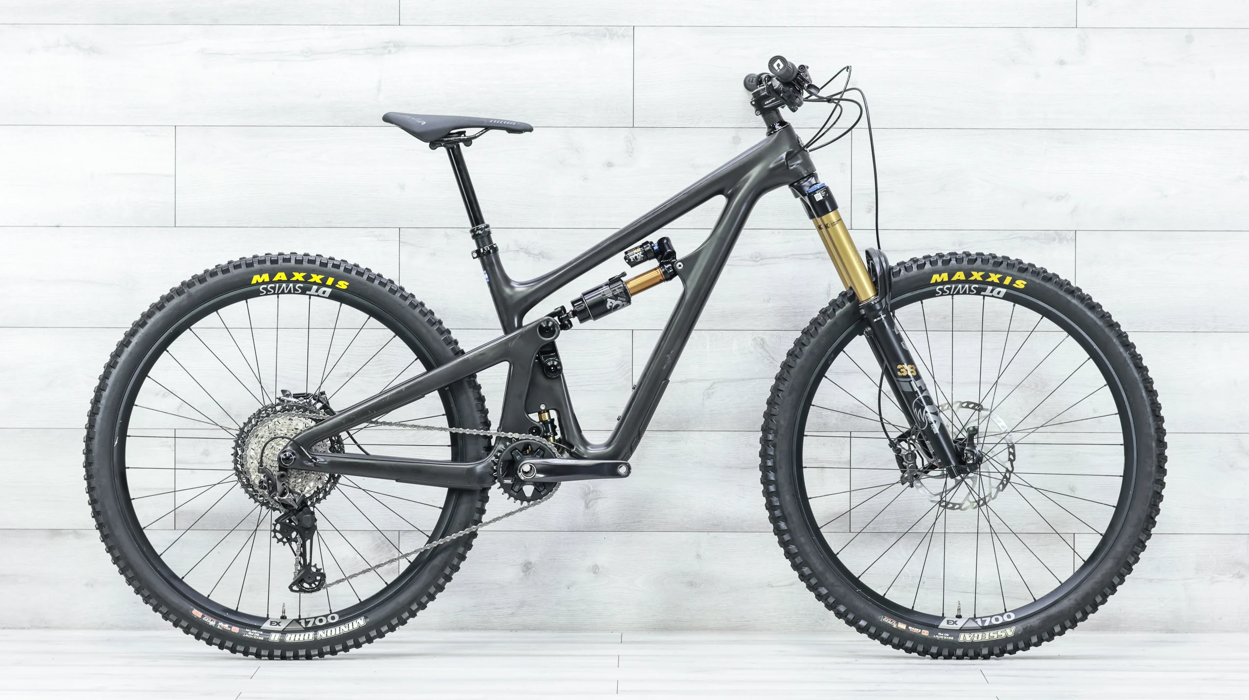 Yeti SB150 T1 Mountain Bike - 2022, Medium