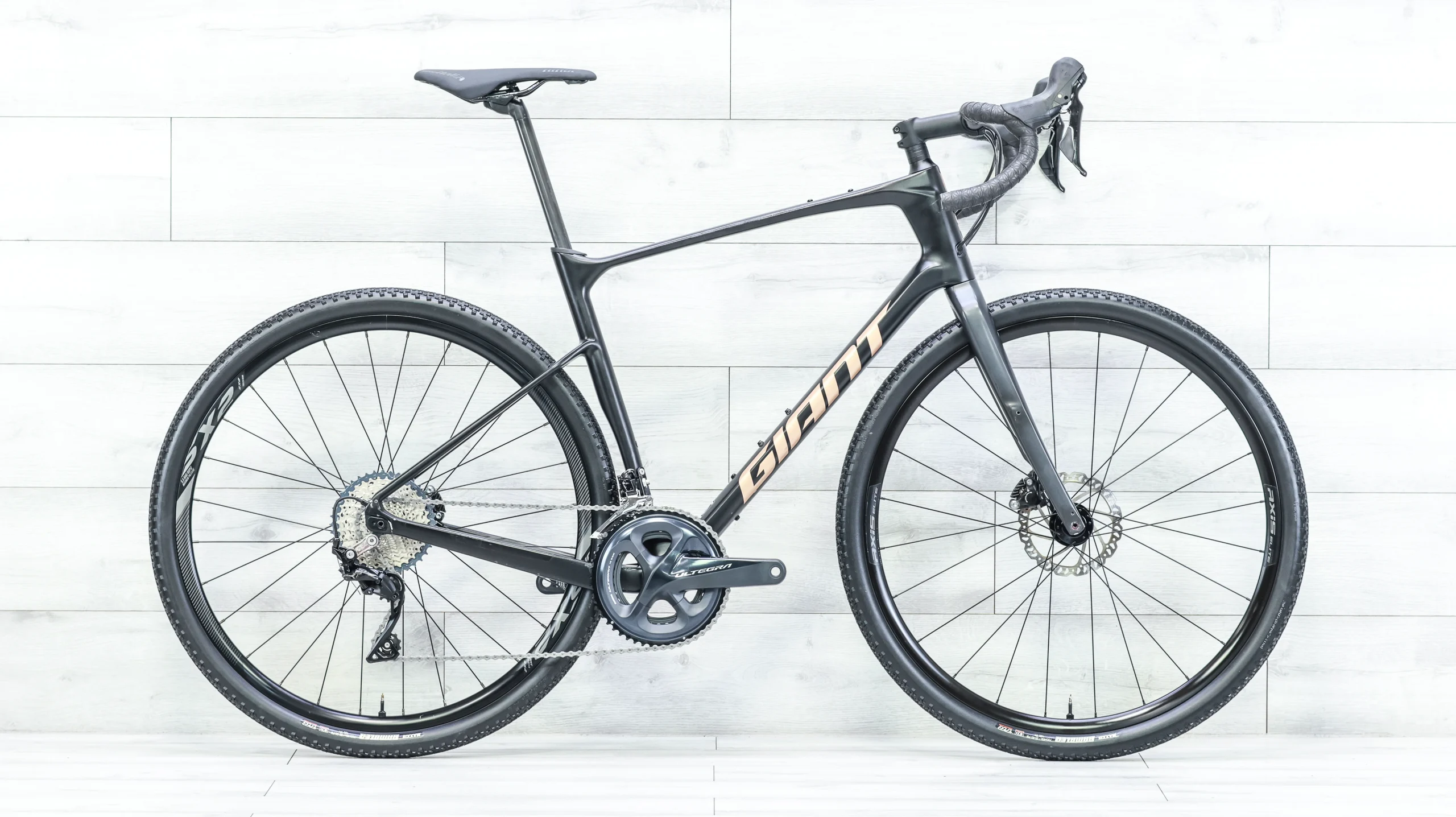 Giant Revolt Advanced 3 Gravel Bike - 2022, Large