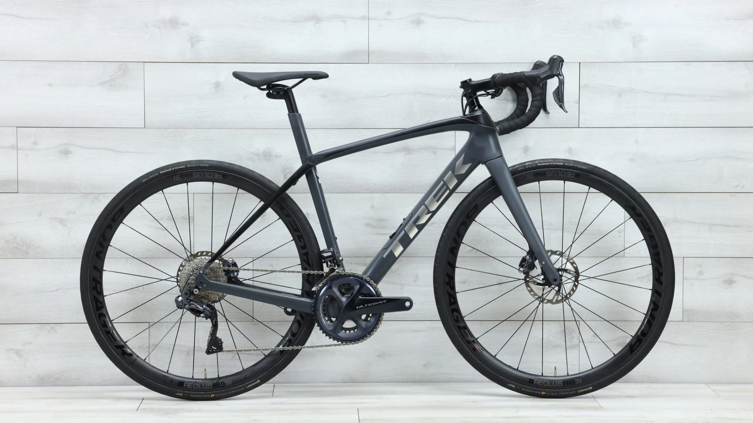 2021 Trek Domane SL 7Road Bike - 52cm