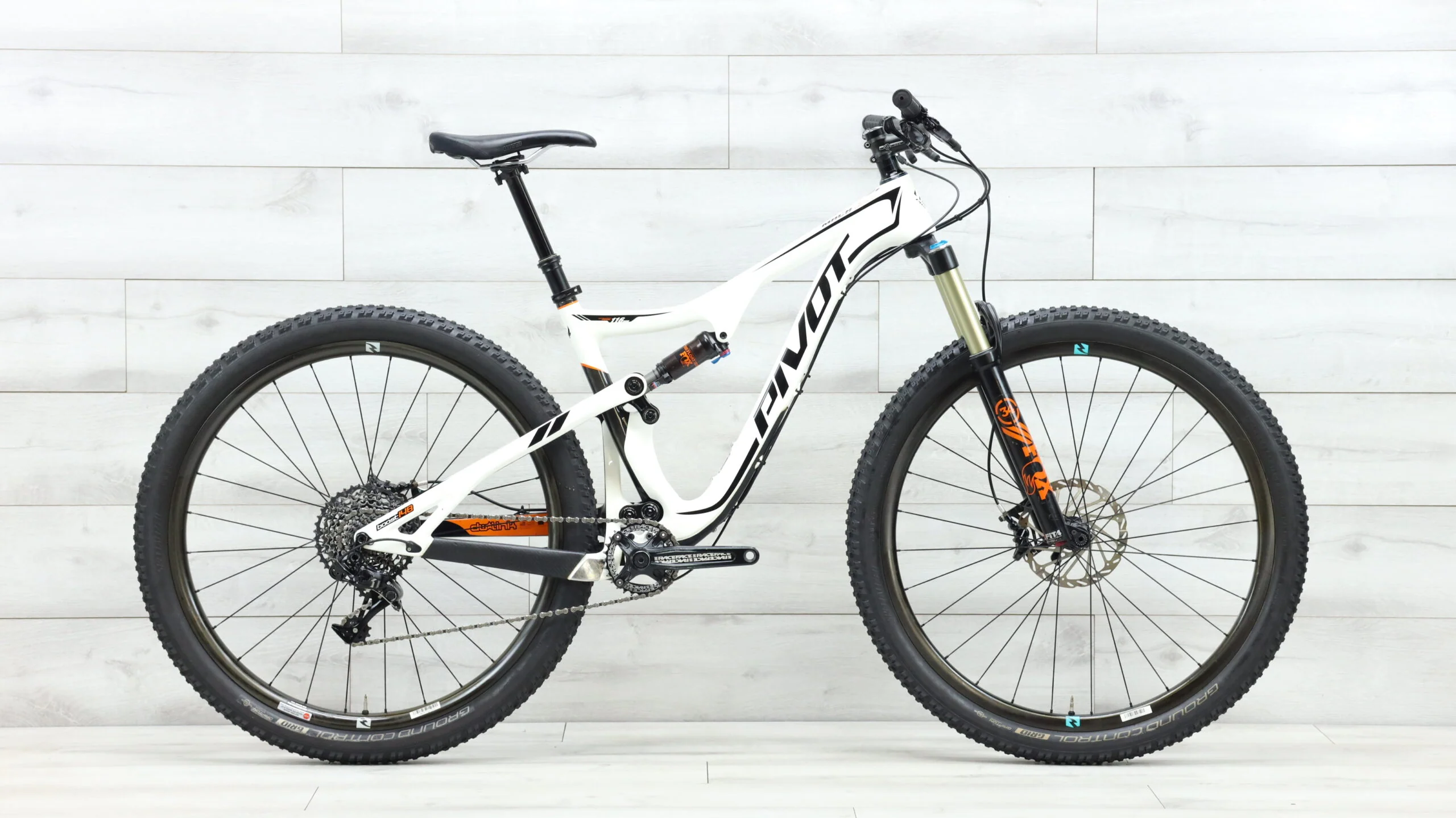2017 Pivot Mach 429 TrailMountain Bike - Medium
