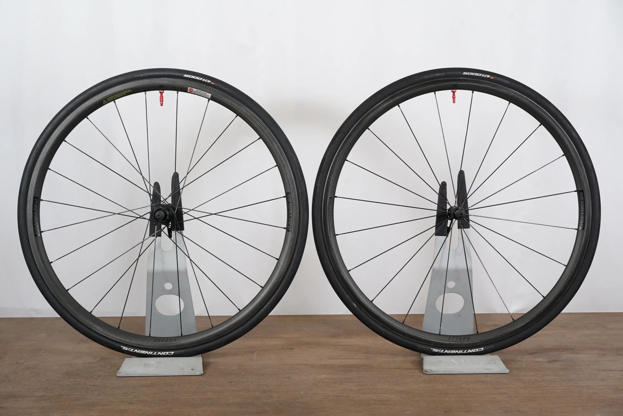 Reynolds Attack Carbon Tubeless Clincher Rim Brake Wheelset Shimano/SRAM 11