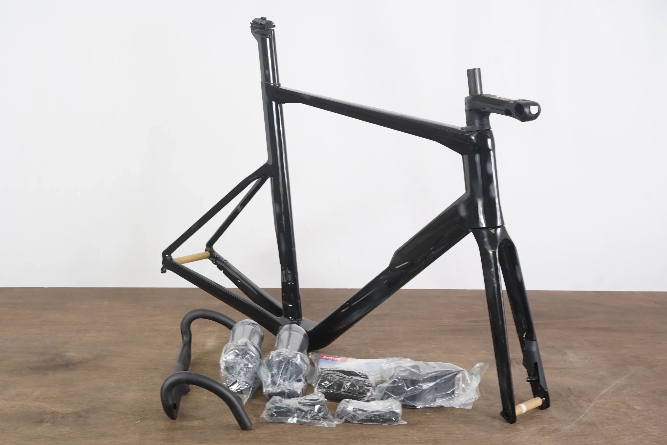 NEW 2022 61cm BMC Timemachine ROAD TMR01 Disc Team FRS Frameset RTP