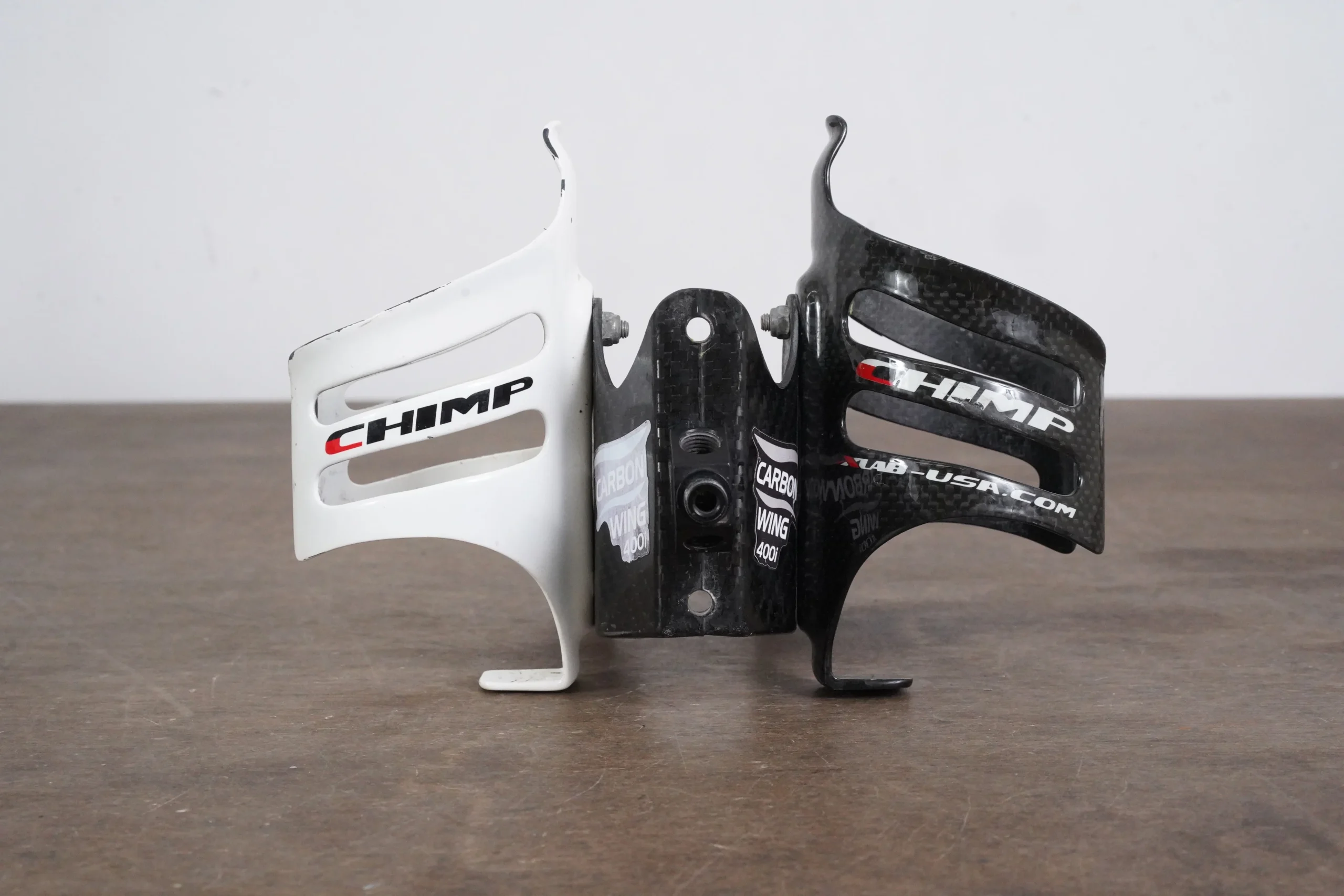XLAB Carbon Wing 400i Water Bottle Cage Mount + *Damaged* Chimp Bottle Cages