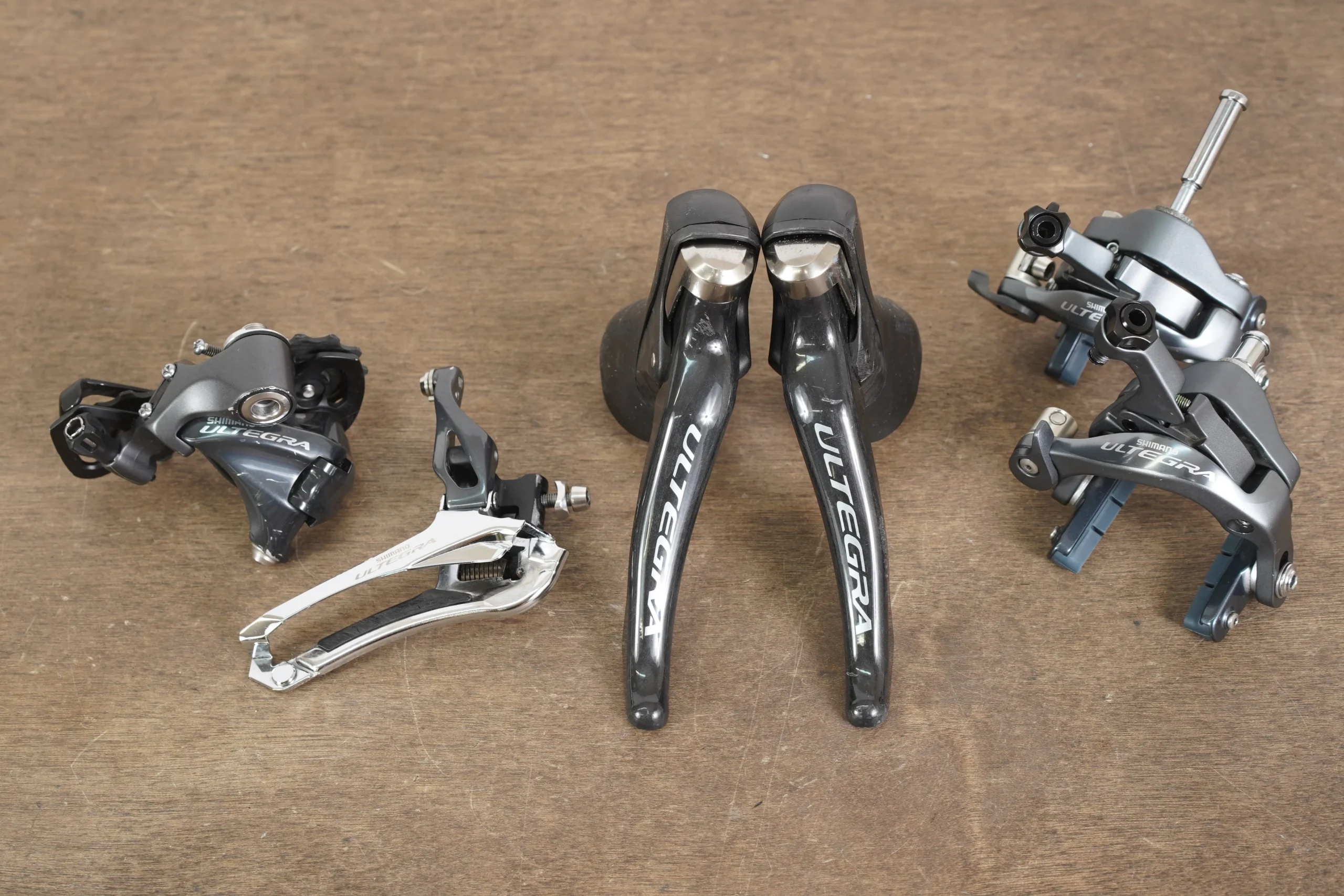 Shimano Ultegra 6800 11 Speed Mechanical Rim Brake Road Groupset
