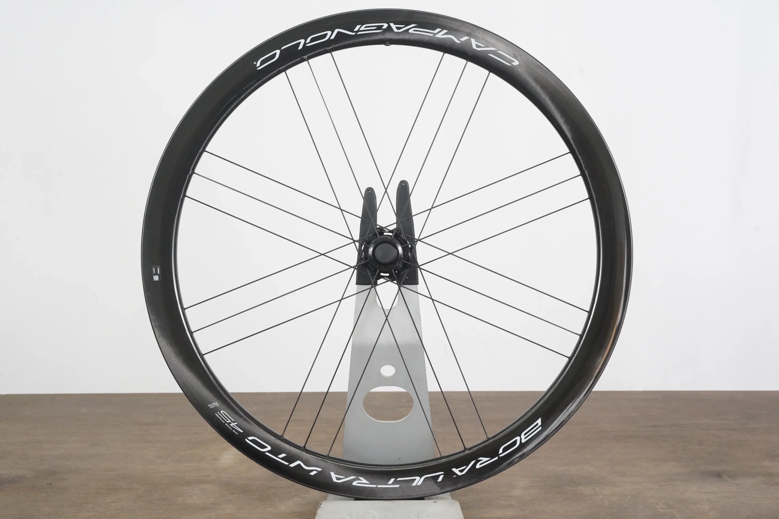 NEW FRONT Campagnolo Bora Ultra WTO 45 Carbon Tubeless Disc Brake Wheel