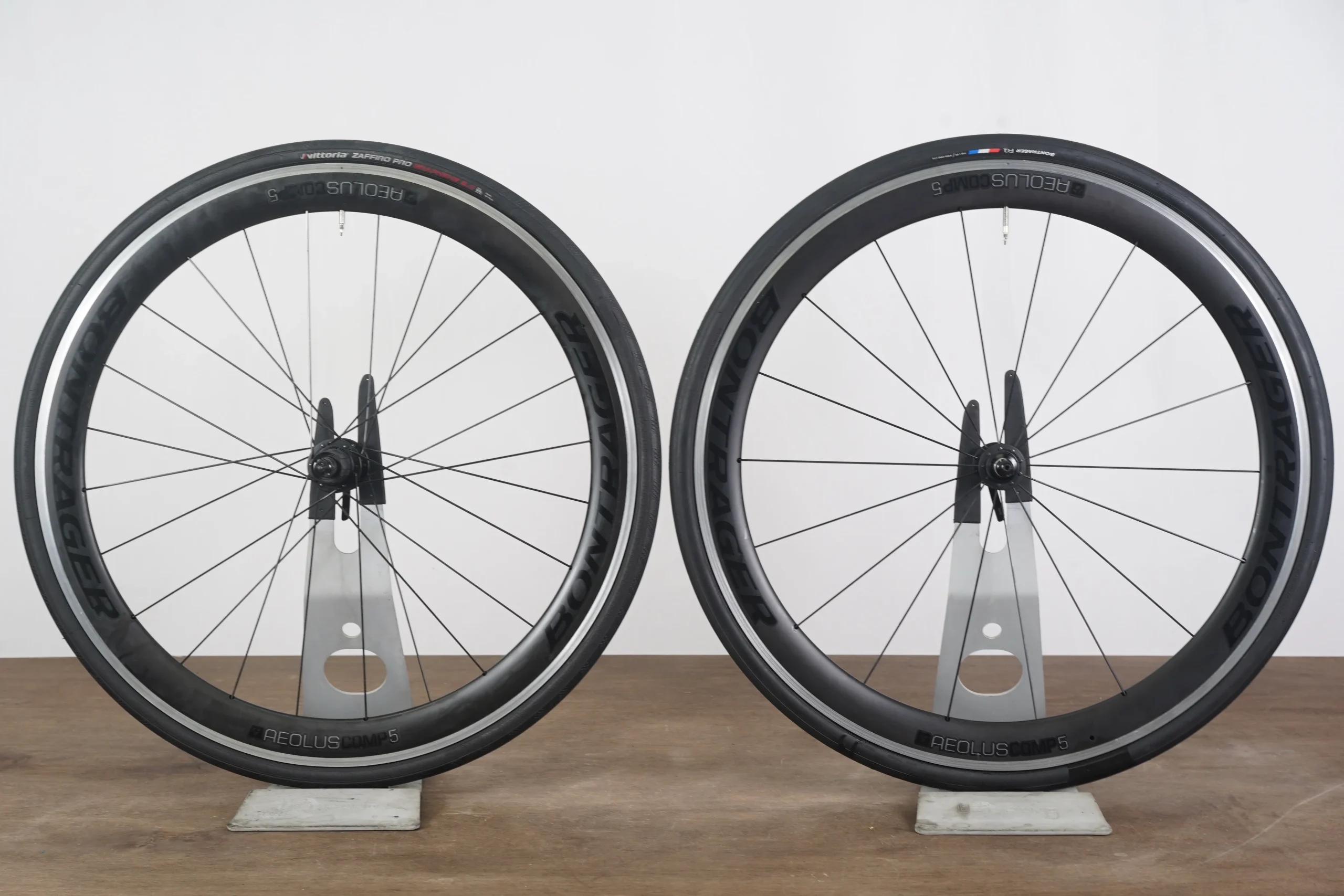 Bontrager Aeolus Comp 5 Carbon Clincher Rim Brake Wheelset 11 Speed