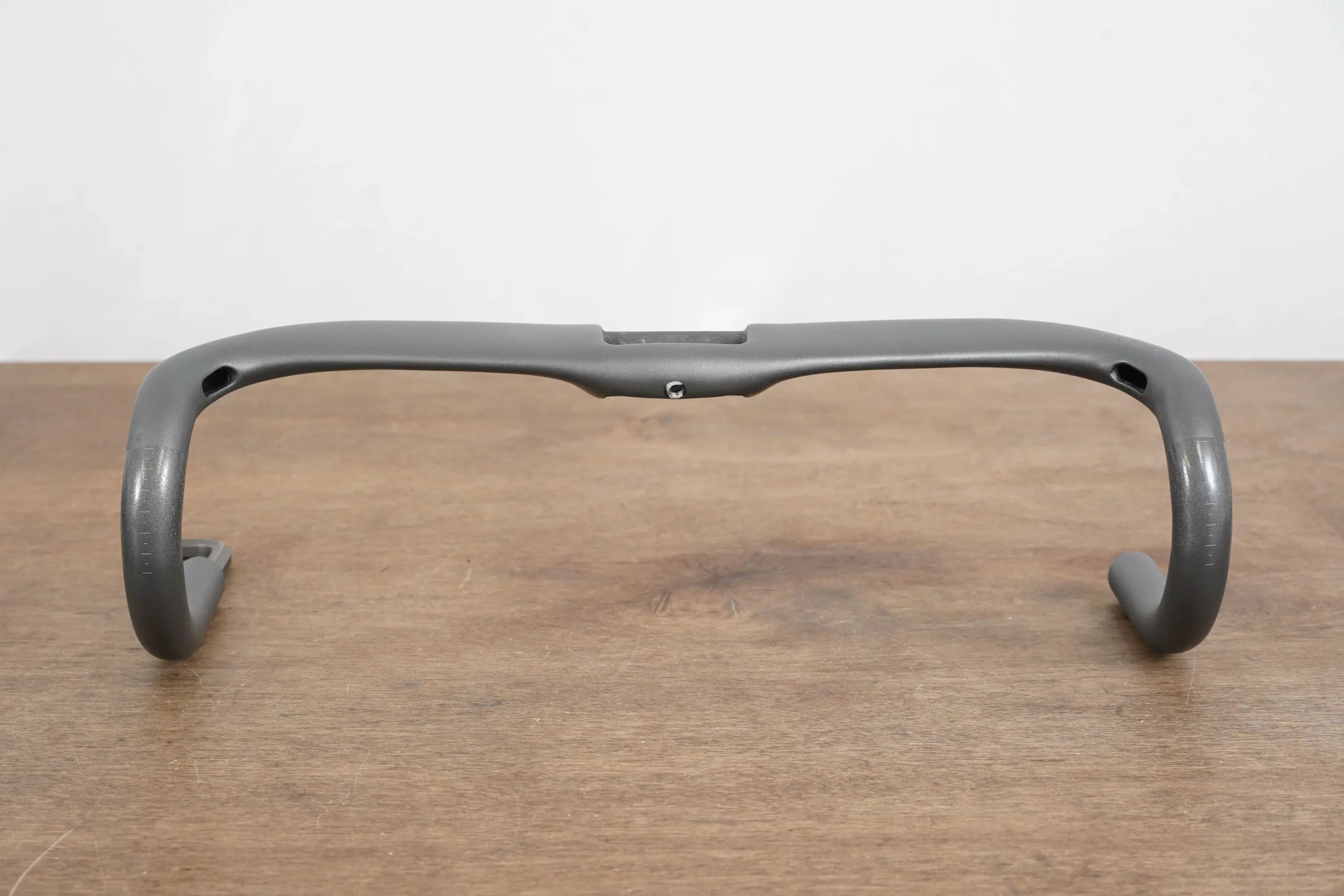 44cm Trek Madone SLR VR-CF Carbon Road Handlebar 31.8mm
