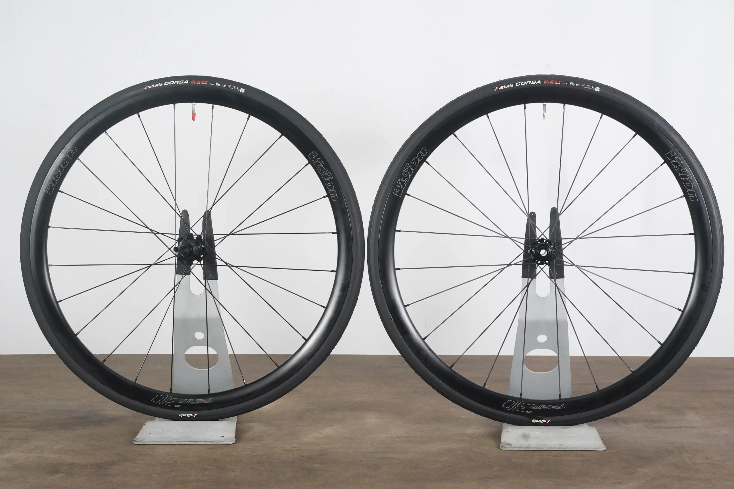 Vision Team 30 Alloy Tubeless Clincher Disc Brake Wheelset SRAM XDR 12 Speed