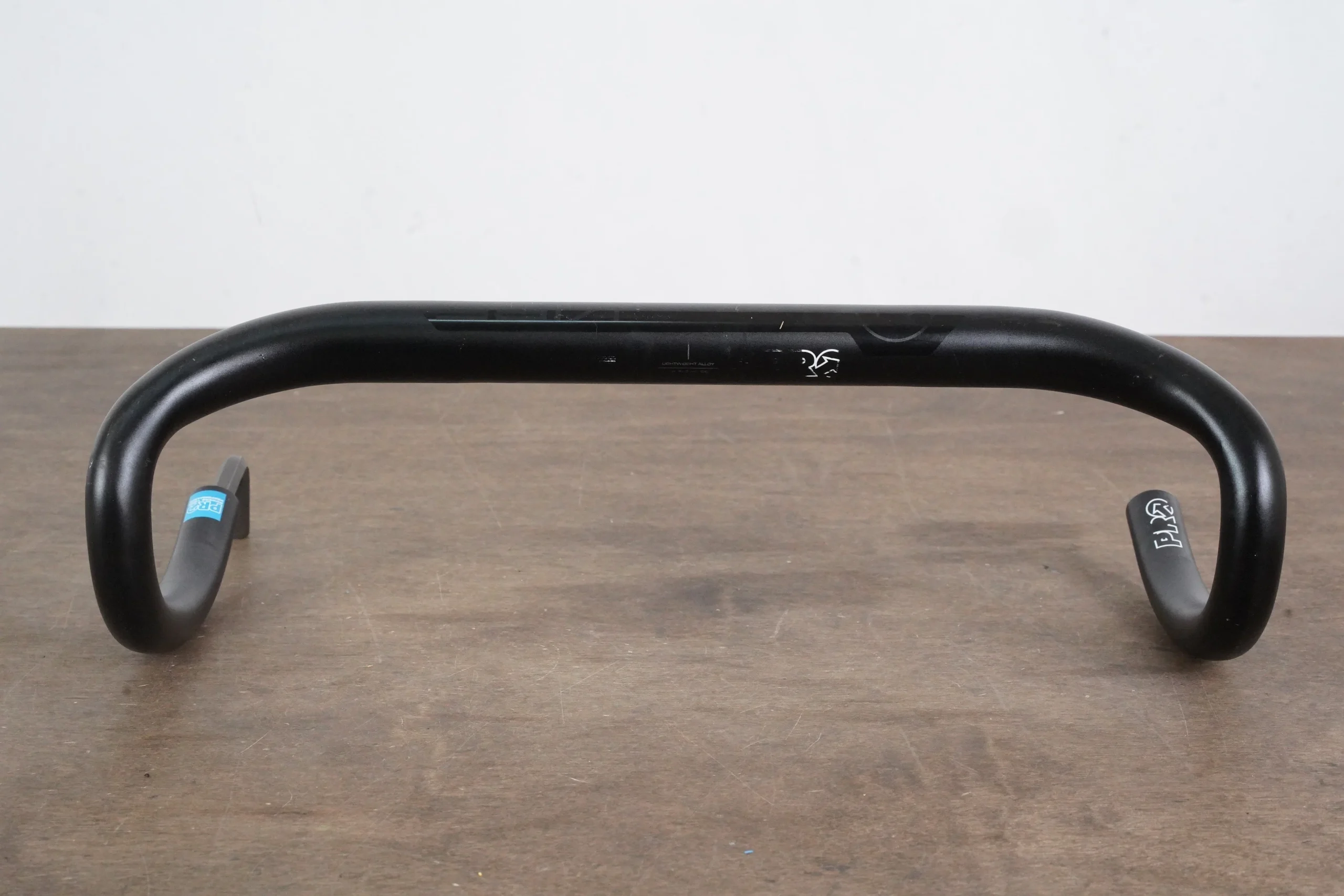 42cm PRO Vibe Alloy Compact Road Handlebar 31.8mm