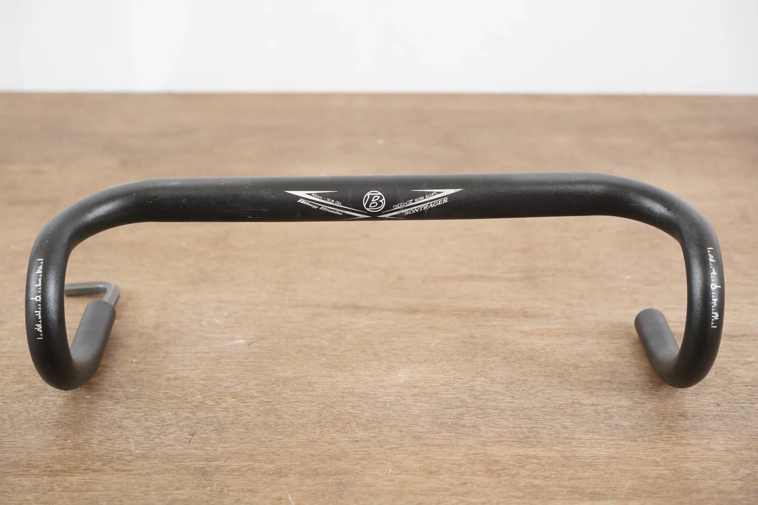 42cm Bontrager Race VR-C Alloy Compact Road Handlebar 31.8mm