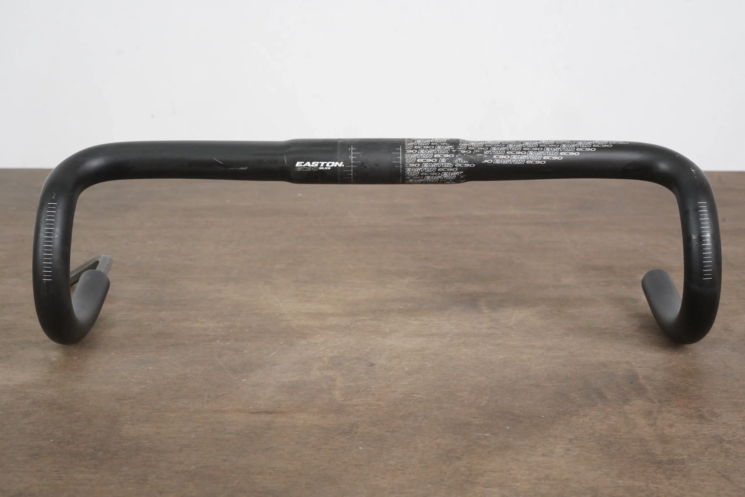 44cm Easton EC90 SLX3 Carbon Compact Road Handlebar 31.8mm EC 90