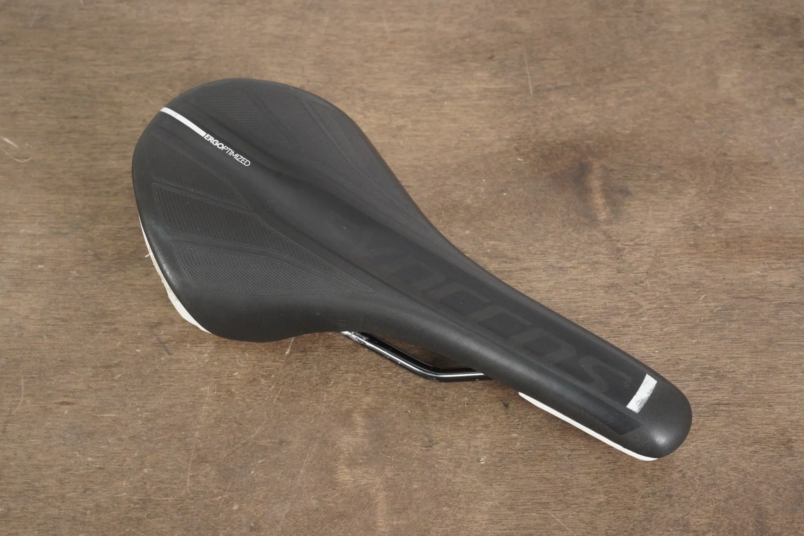 136mm Syncros FL2.0 Cr-Mo Rail Road Saddle 322g