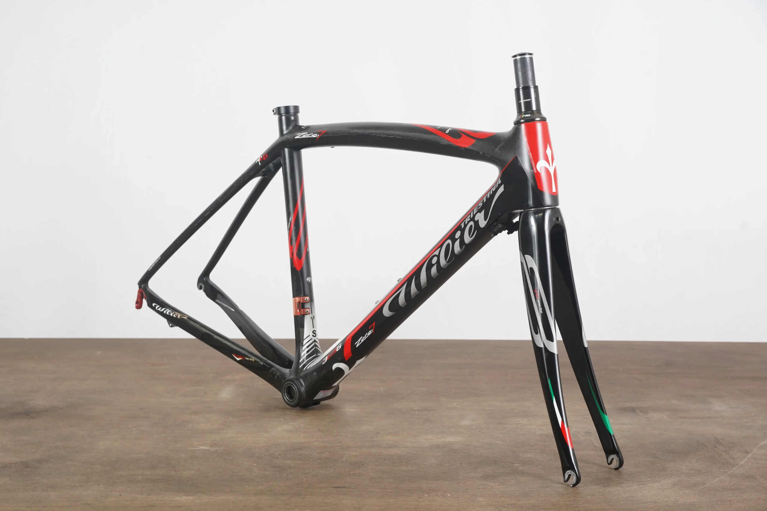 S (Small) Wilier Triestina Zero 7 Carbon Rim Brake Road Frameset Zero.7
