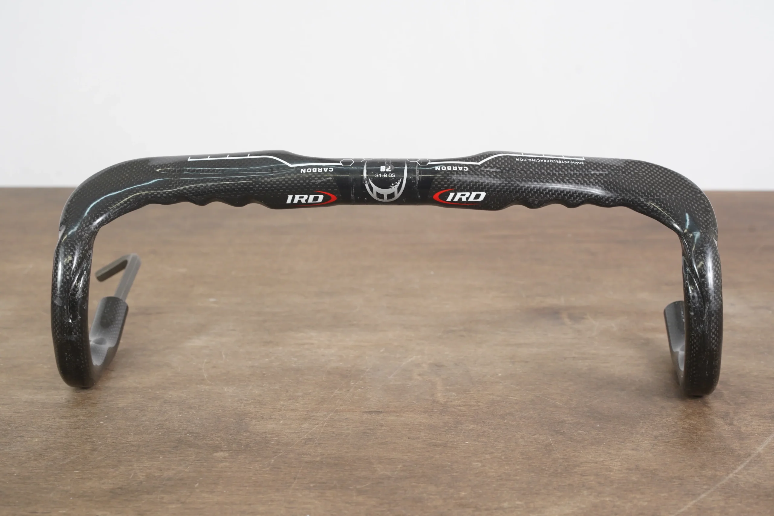42cm IRD B2 Carbon Aero Road Handlebar 31.8mm