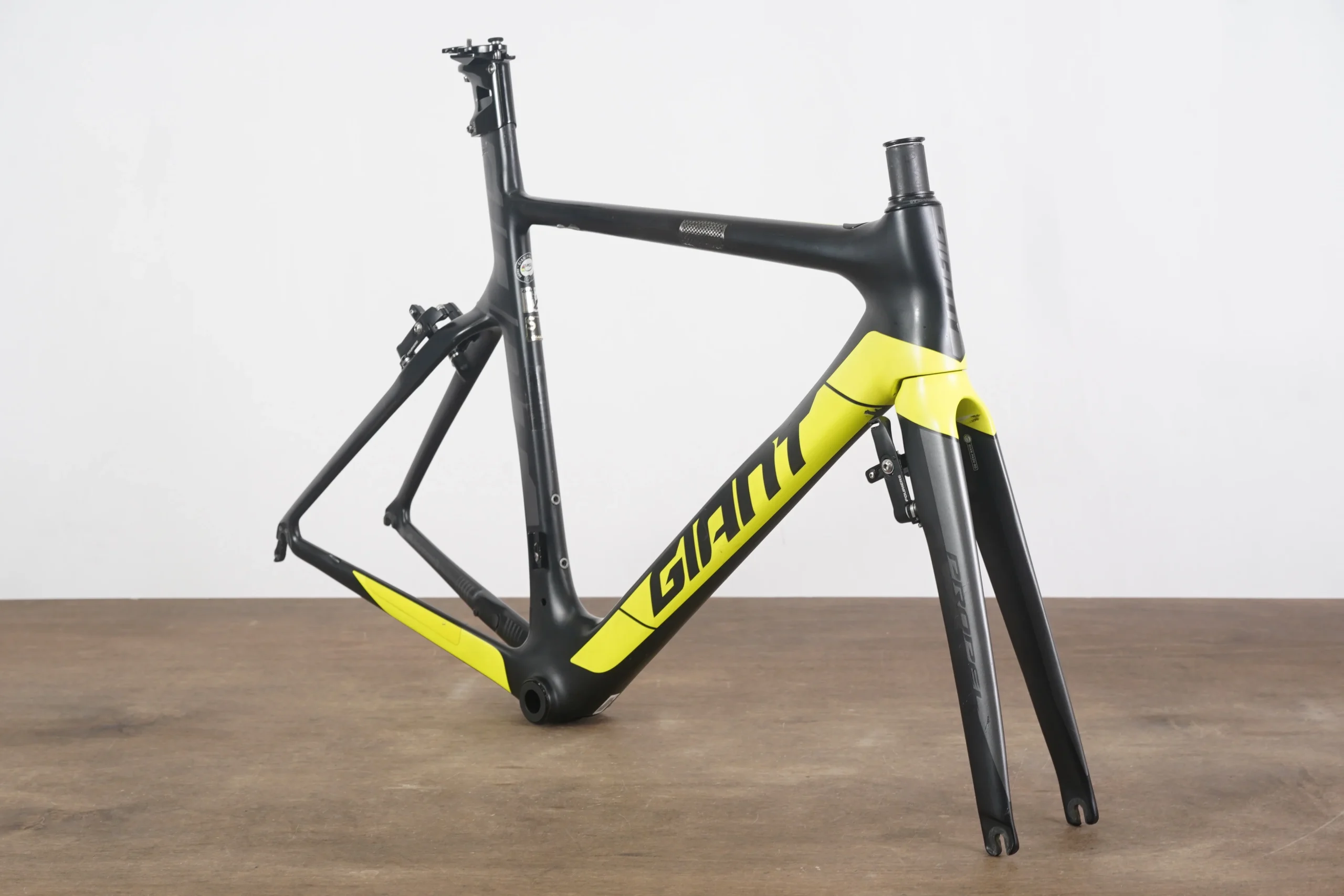 S (Small) Giant Propel Advanced SL 1 ISP Carbon Aero Rim Road Frameset *Repaired*