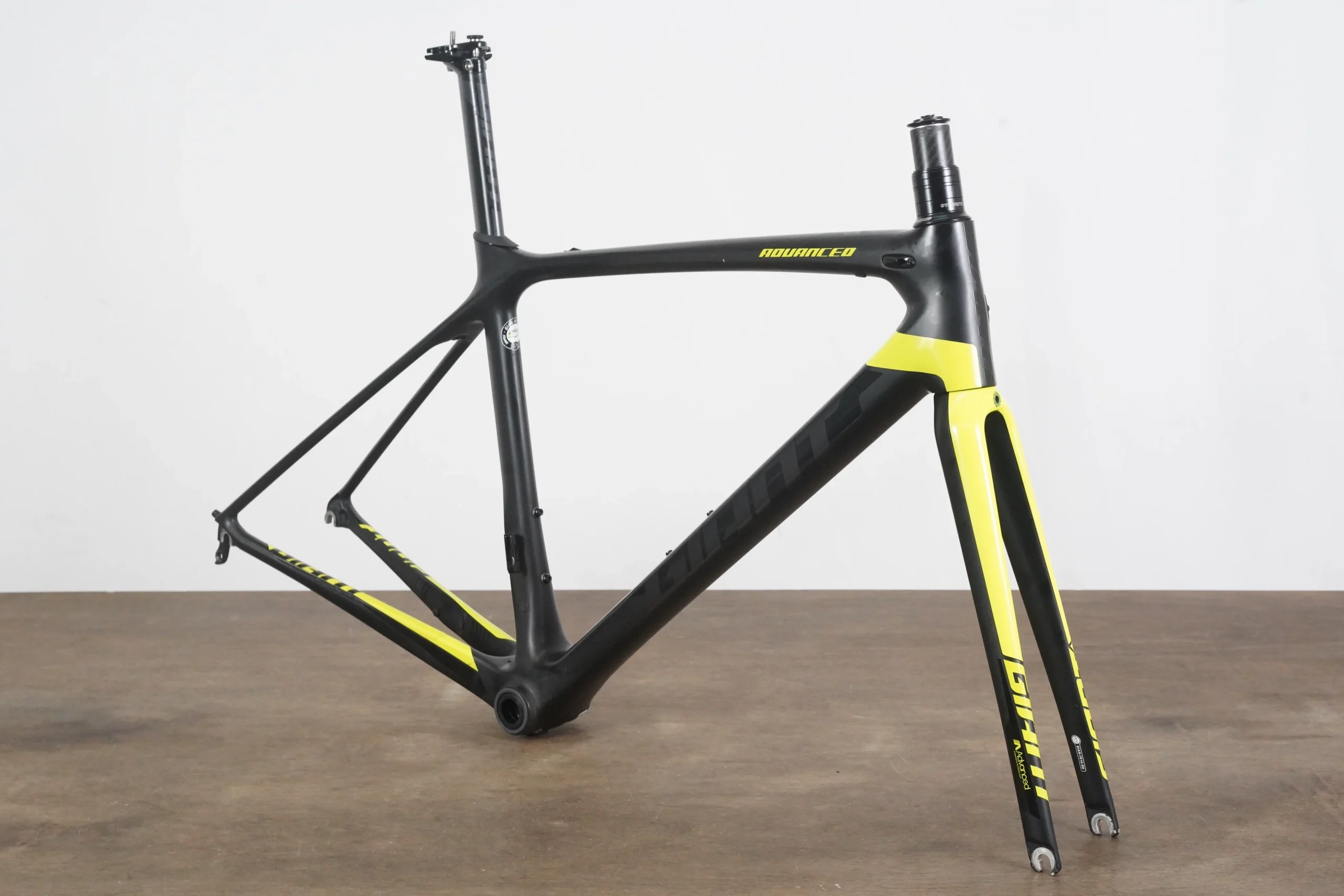 S (Small) Giant TCR Advanced Carbon Rim Brake Road Frameset