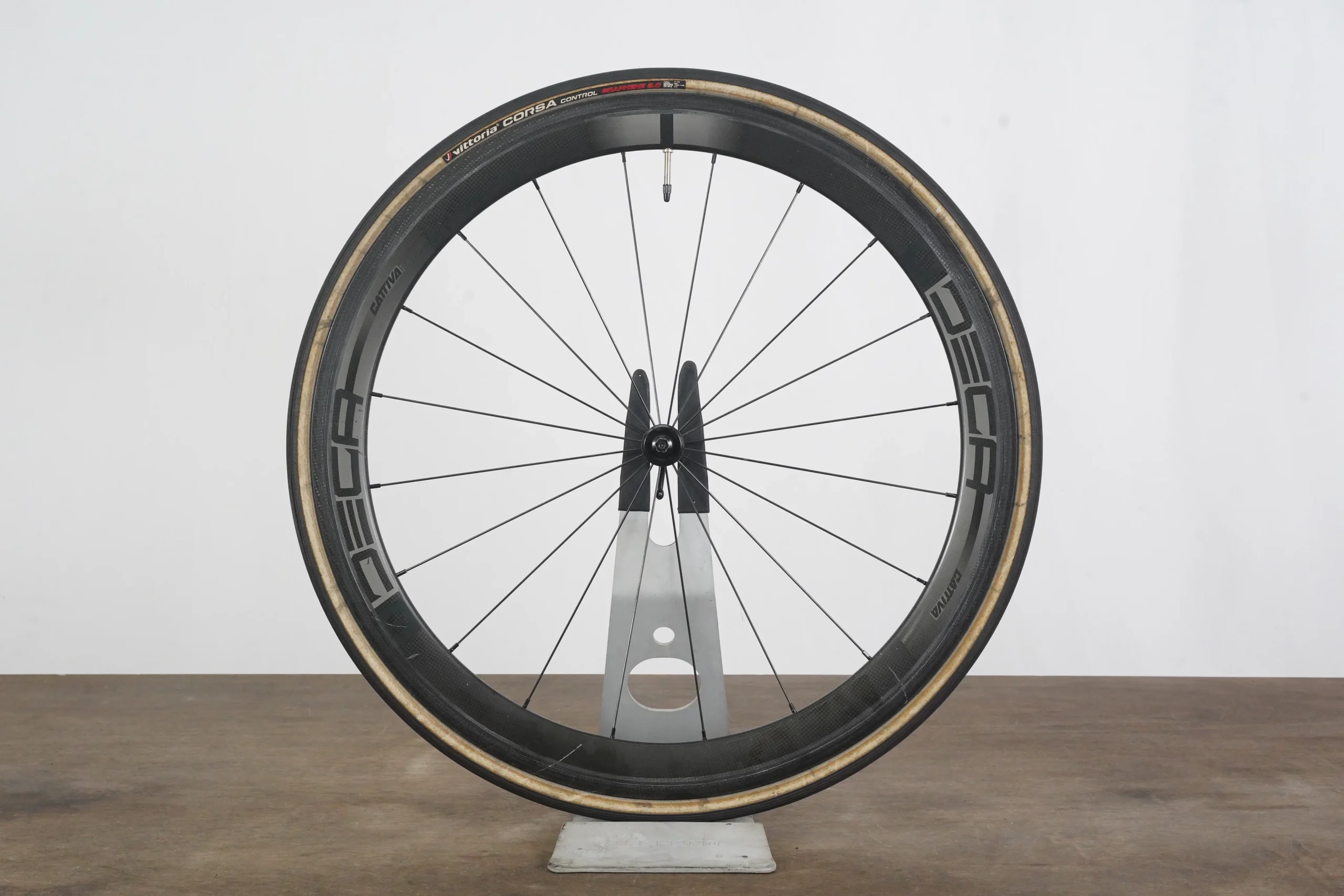 FRONT Deca Cattiva Carbon Clincher Rim Brake Wheel