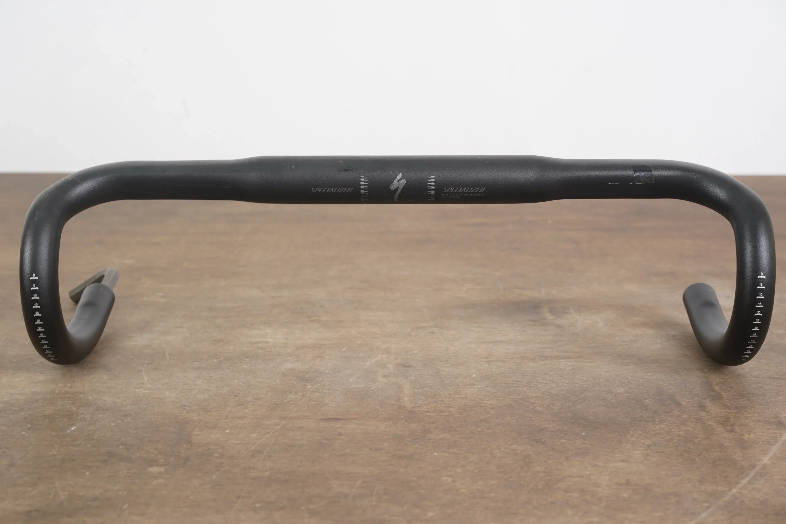44cm Specialized Shallow Bend Alloy Compact Road Handlebar 31.8mm