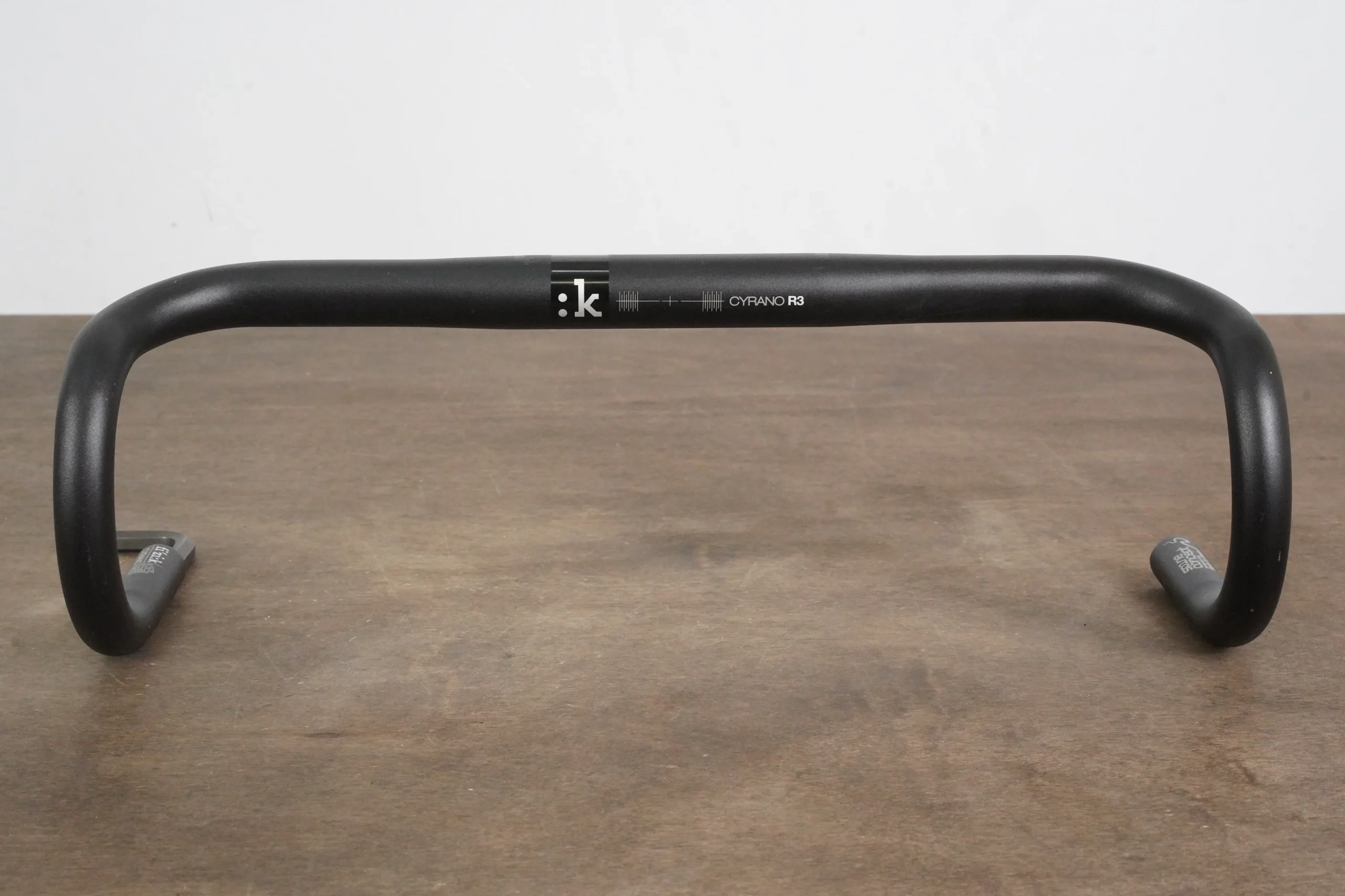 46cm Fizik Cyrano R3 Snake Alloy Road Handlebar 31.8mm