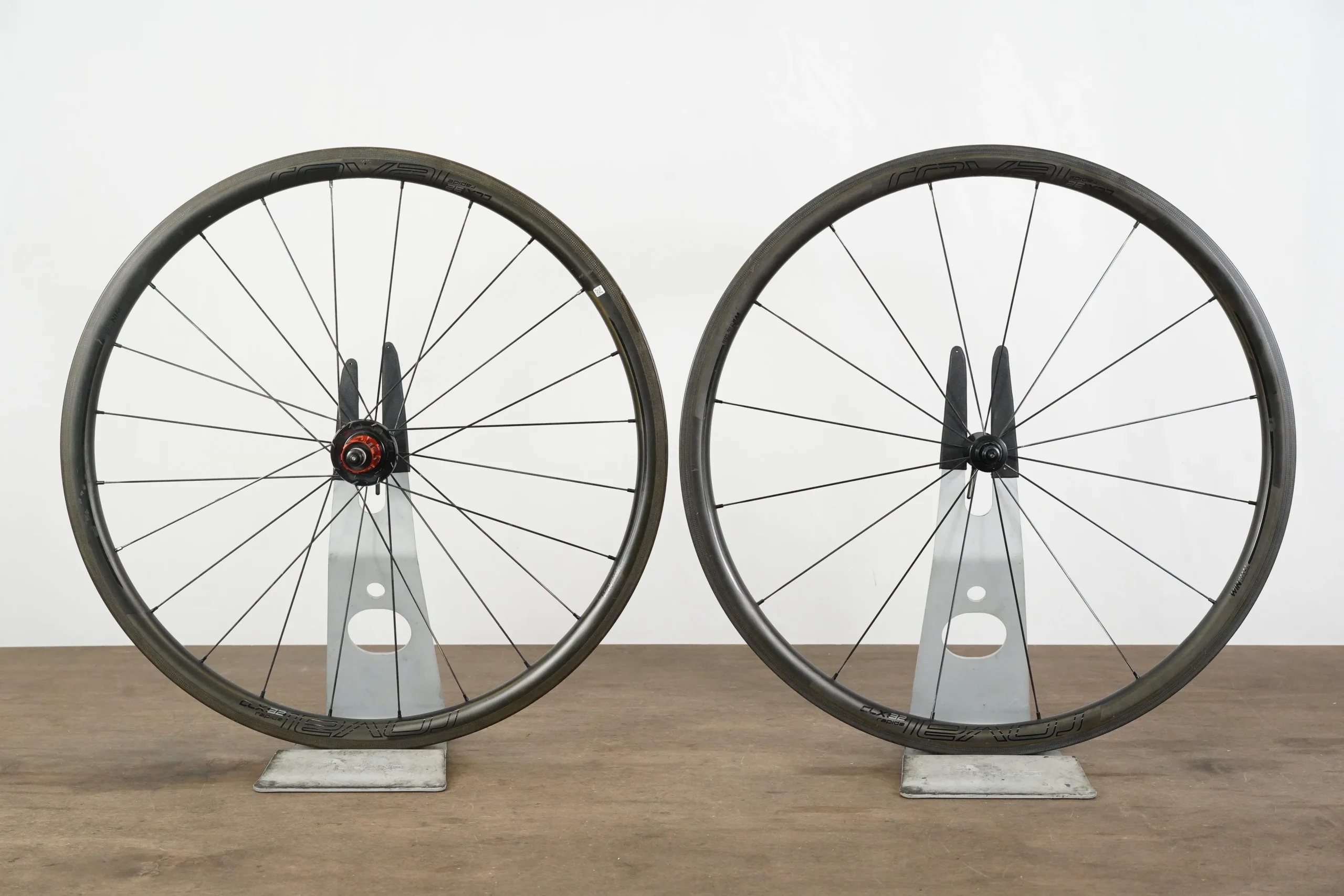 Roval CLX 32 Carbon Tubeless Clincher Rim Brake Wheelset Shimano/SRAM 11 Speed
