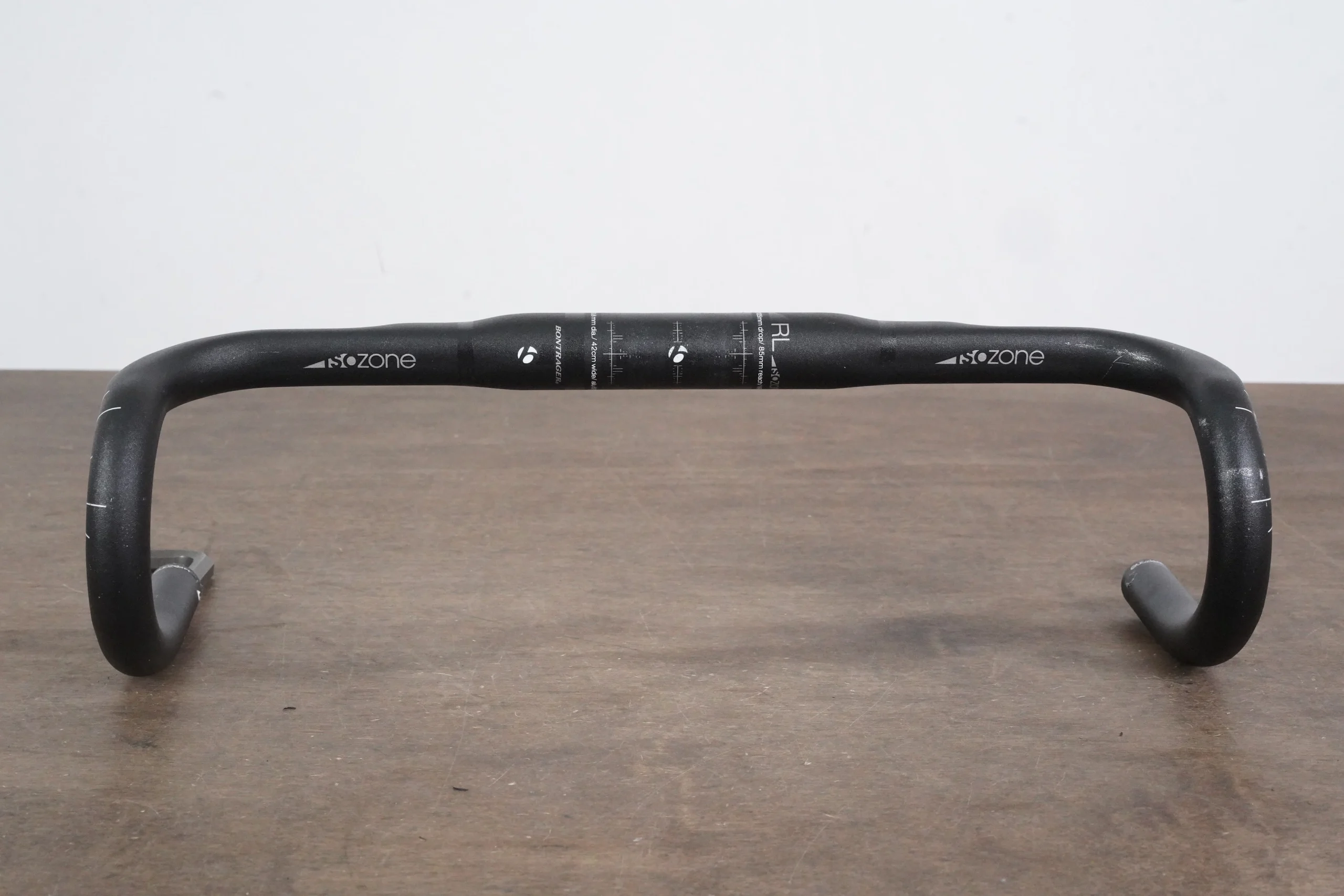 42cm Bontrager RL IsoZone Alloy Compact Road Handlebar 31.8mm