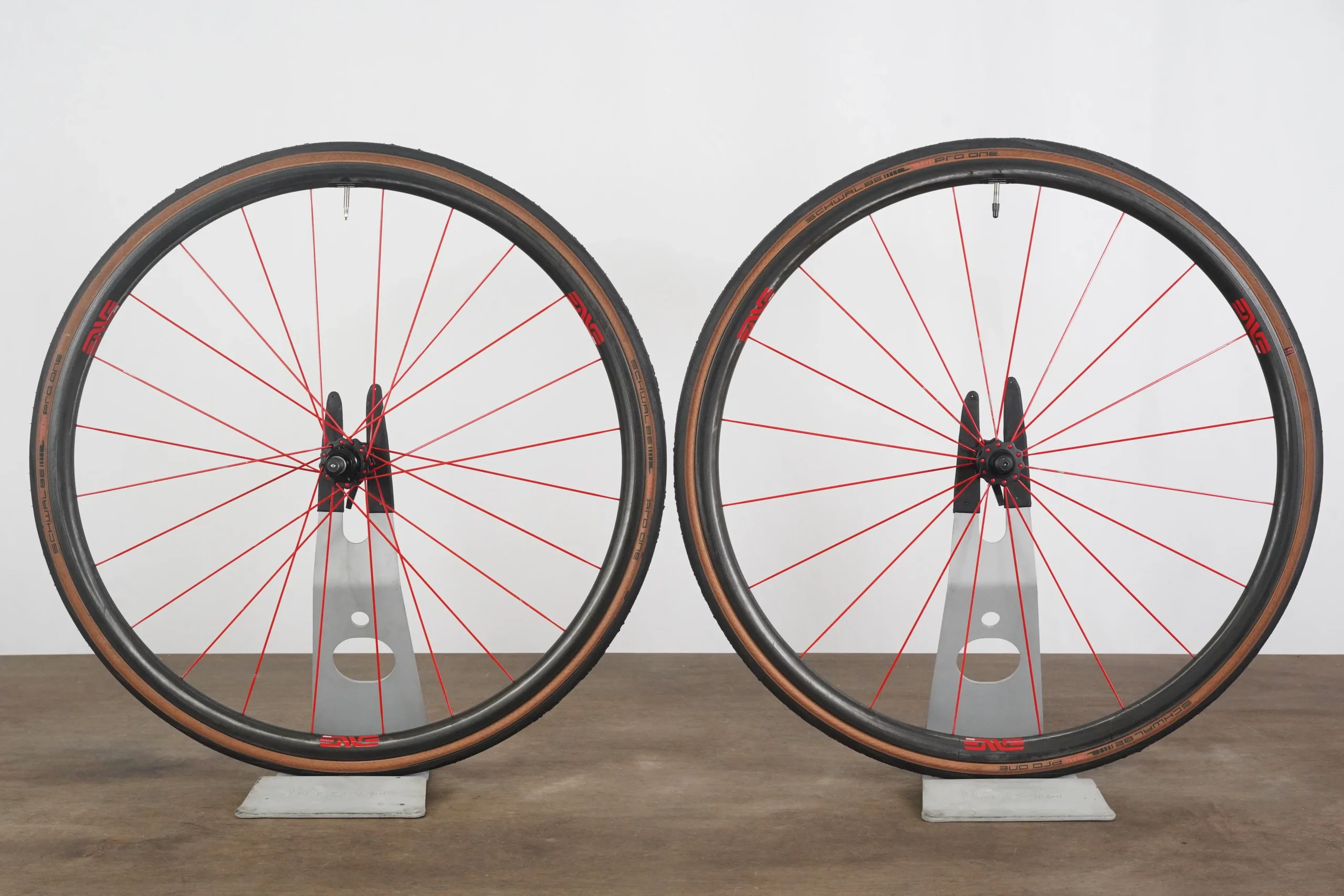 ENVE SES 2.2 Gen 2 Carbon Tubeless Clincher Rim Brake Wheelset XDR 12 Speed