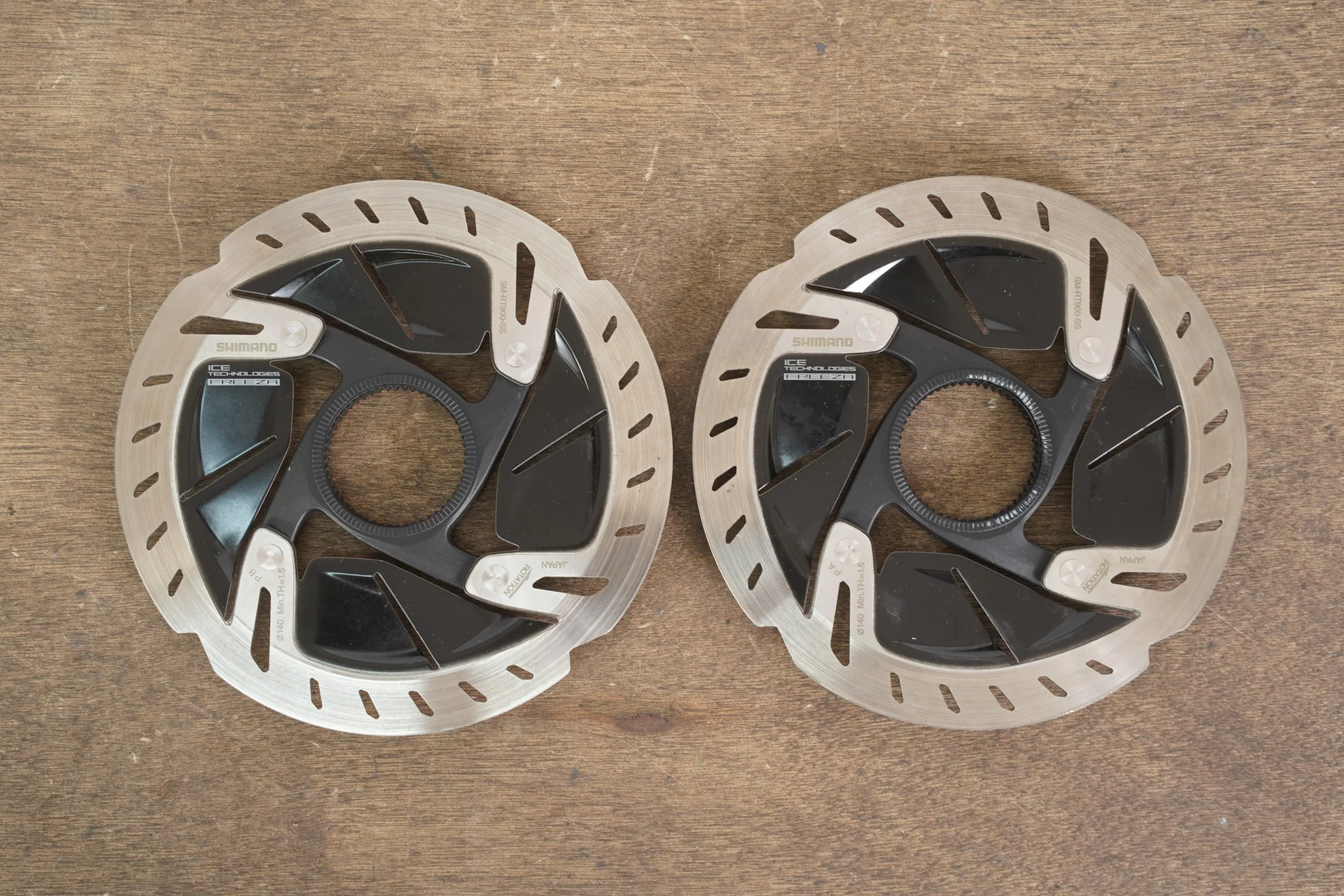 (2) 140mm Shimano Dura-Ace SM-RT900-SS Center Lock Disc Brake Rotors