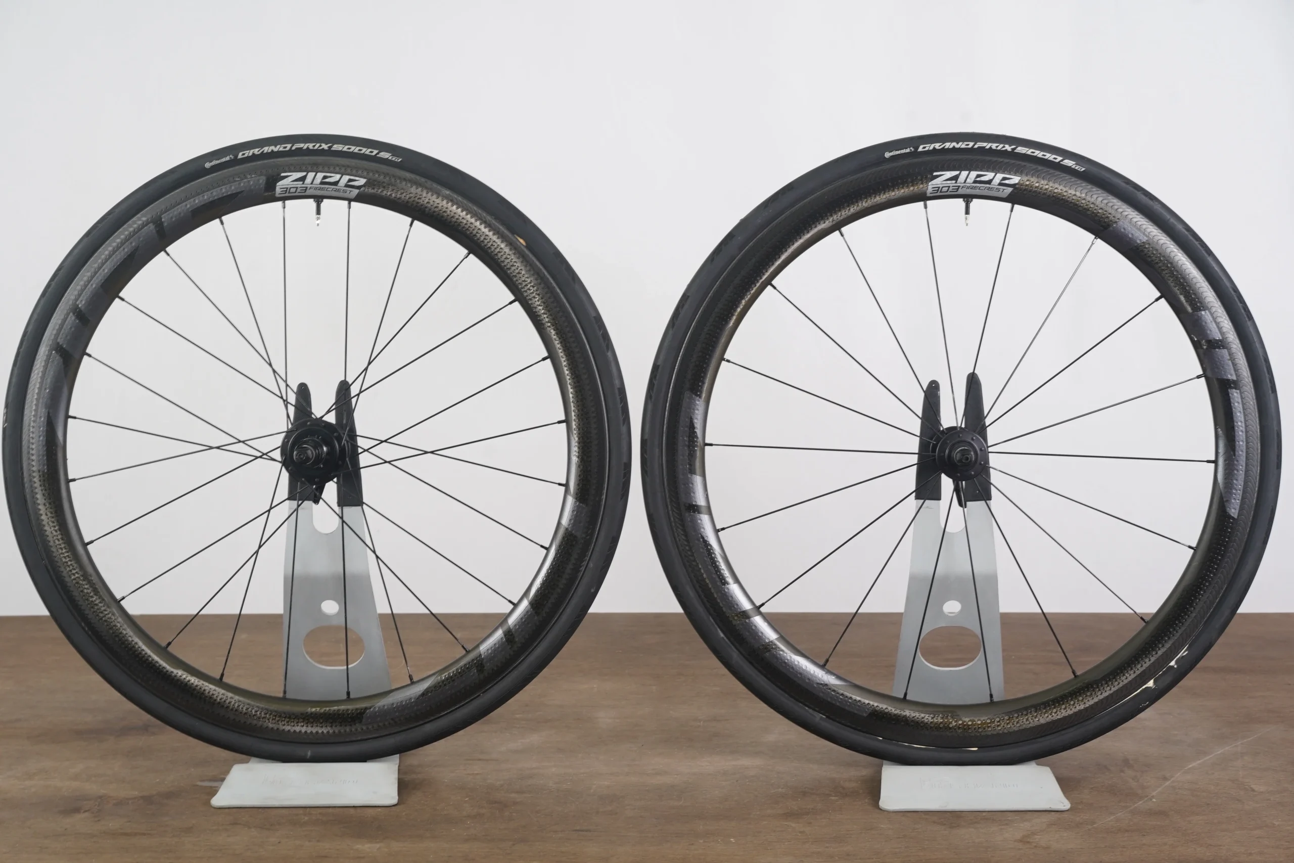 Zipp 303 Firecrest ZR1 Carbon Tubeless Clincher Rim Brake Wheelset XDR 12 Speed