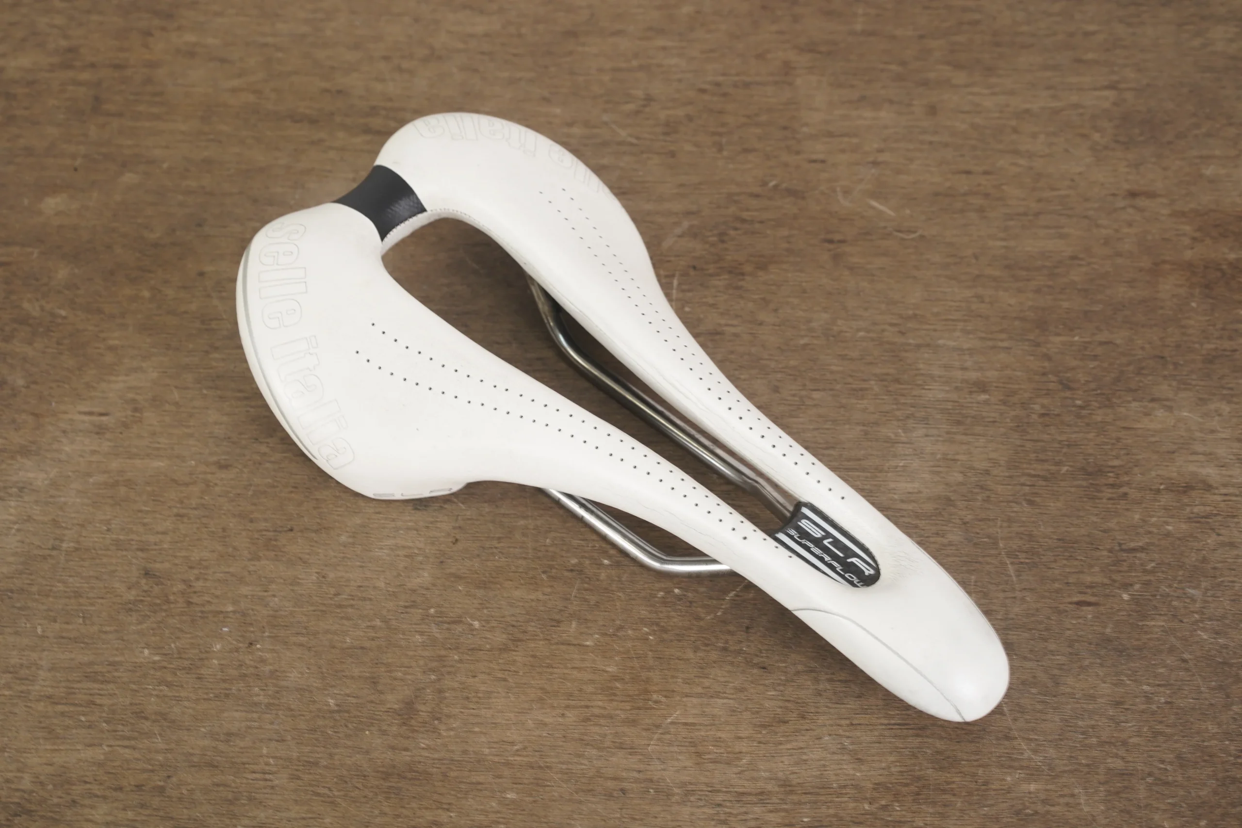 143mm Selle Italia SLR Superflow Titanium 316 Rail Road Saddle 187g