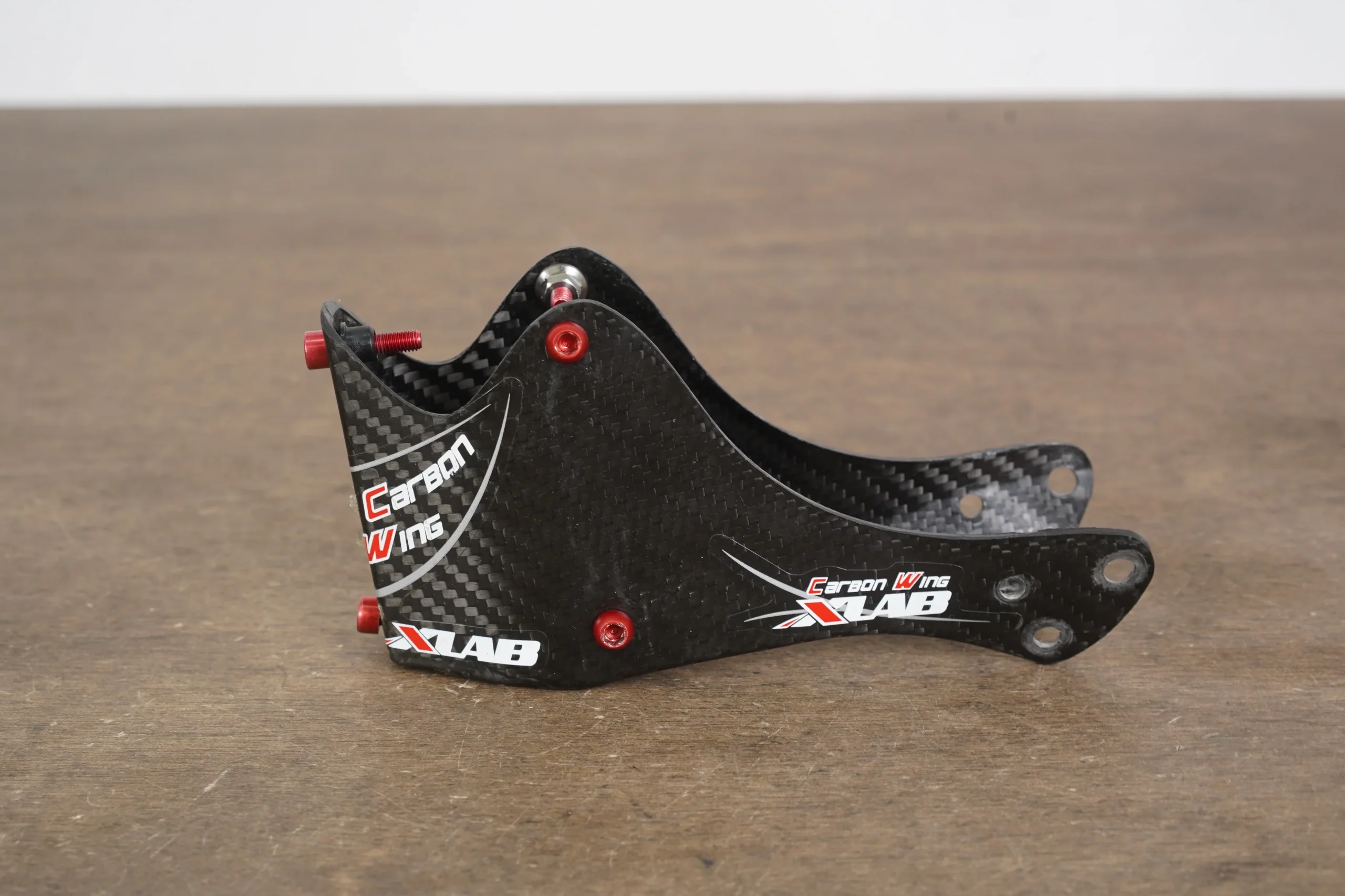 XLAB Carbon Wing Water Bottle Cage Mount 78g