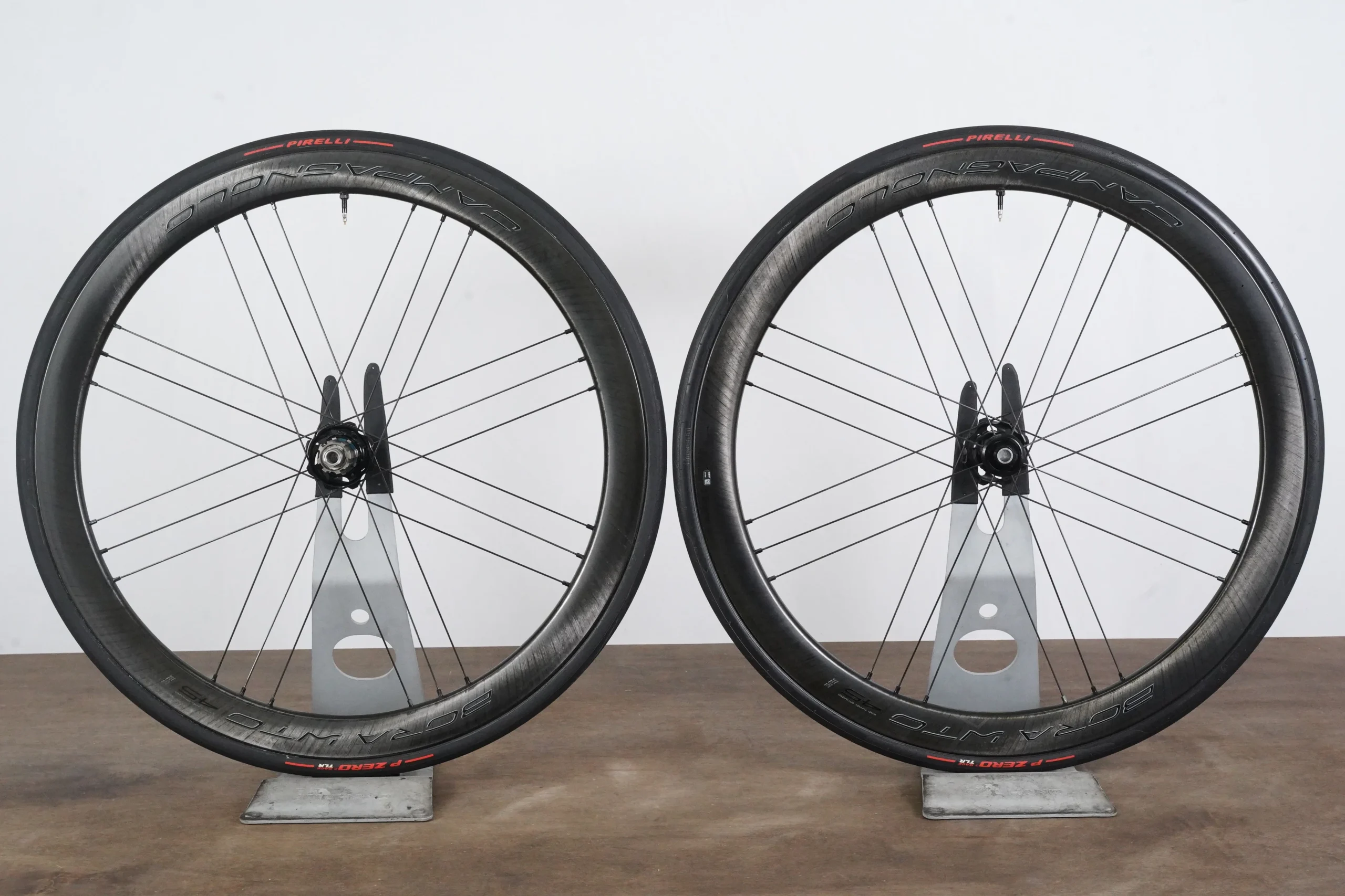 Campagnolo Bora WTO 45 Carbon Tubeless Clincher Disc Brake Wheelset 11 Speed