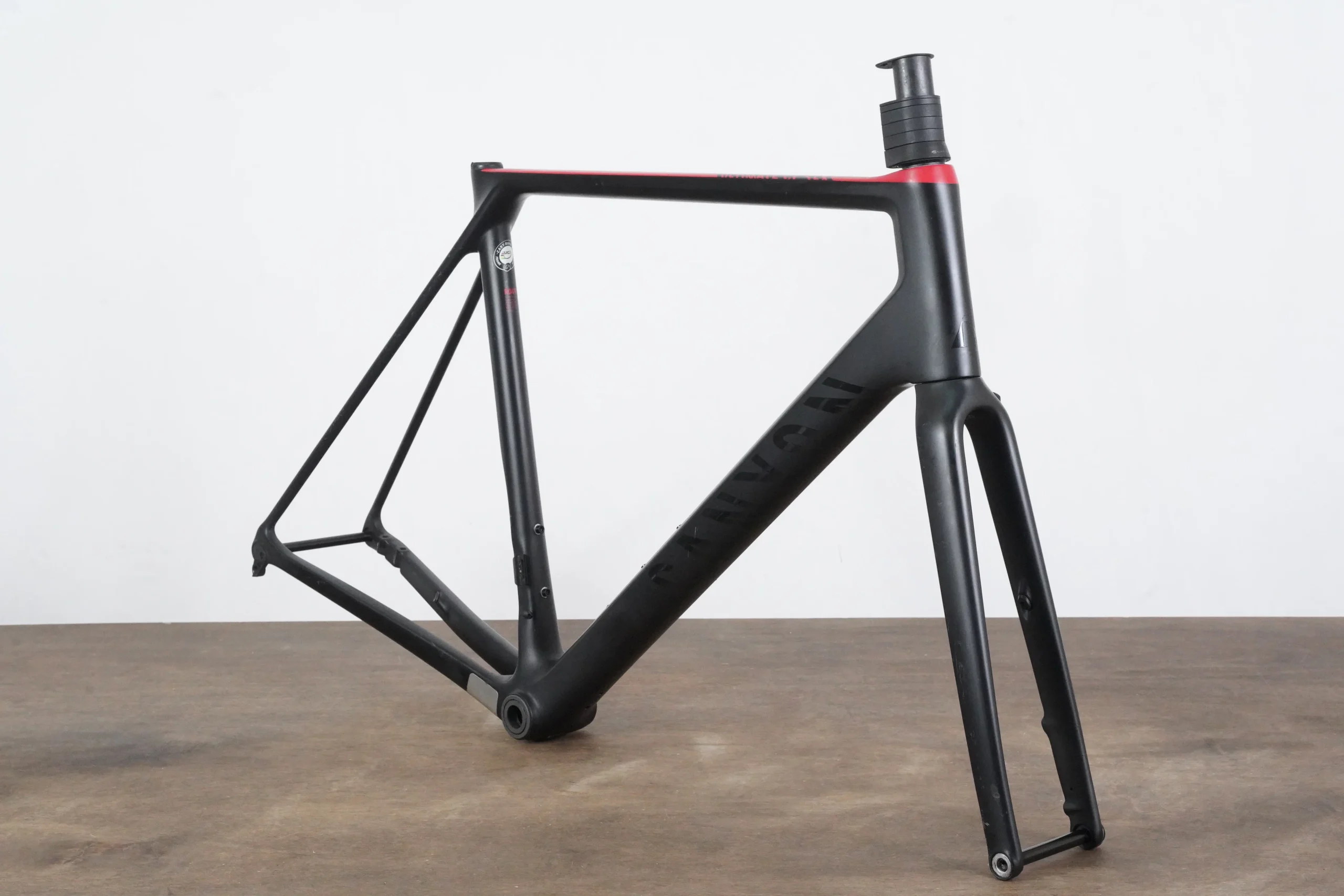 *Damaged* L (Large) Canyon Ultimate CF SLX Carbon Disc Brake Road Frameset