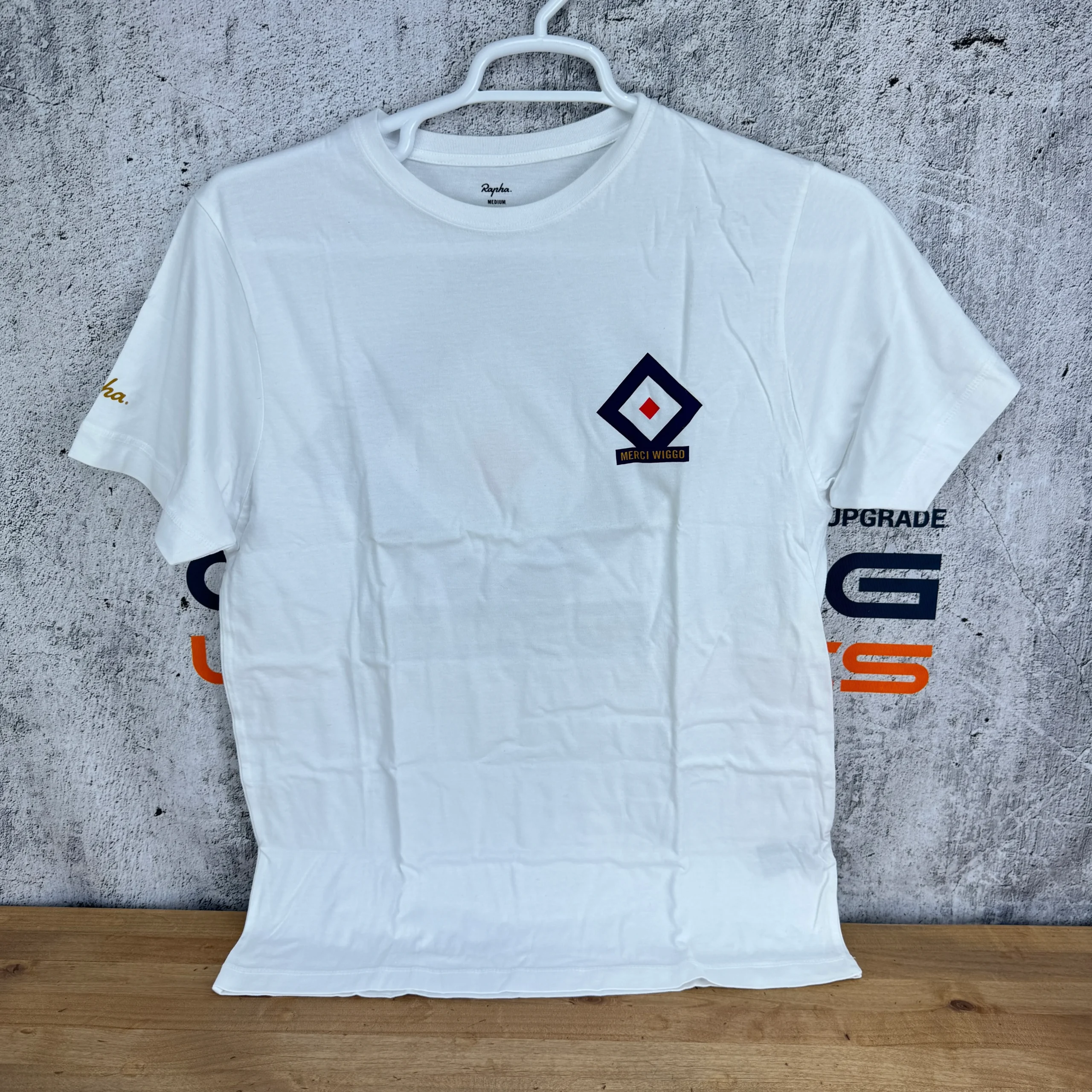 New! Rapha Merci Wiggo Men's Medium White Short Sleeve Bradley Wiggins T-Shirt
