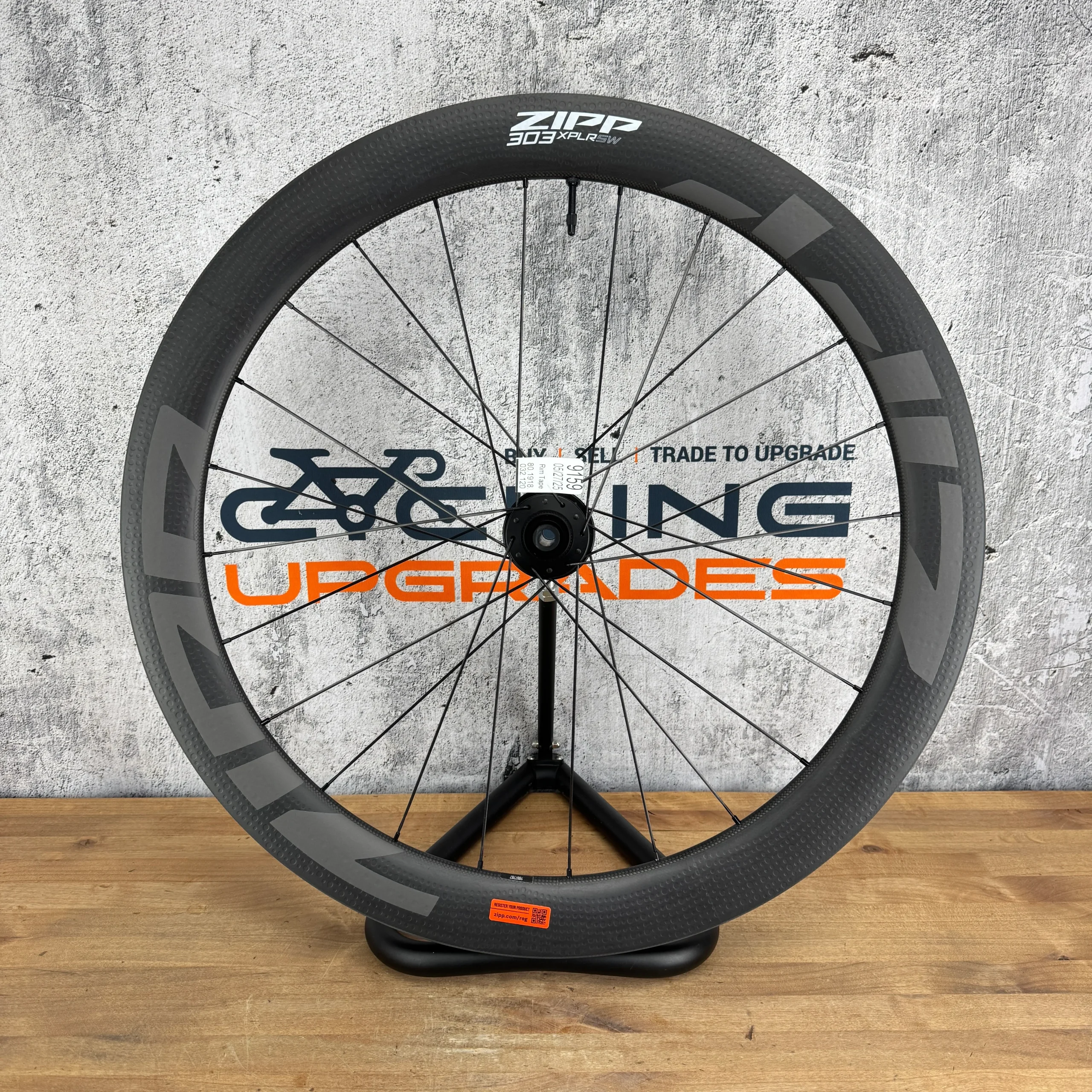 New! Zipp 303 XPLR SW Carbon Tubeless Gravel Disc Rear Wheel 700c 790g