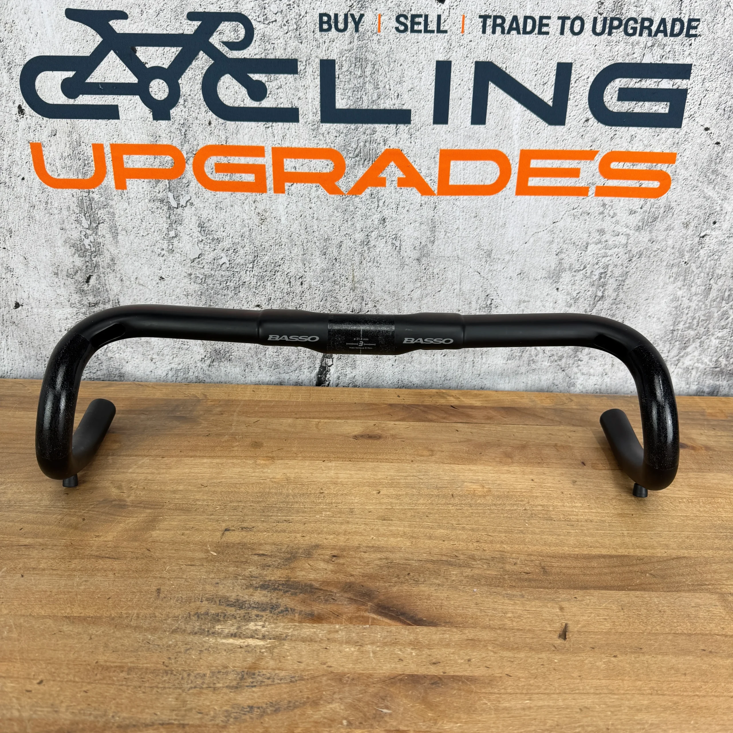 Basso Gravel 42/47cm Carbon 31.8mm Round Drop Bar Gravel Handlebar 296g