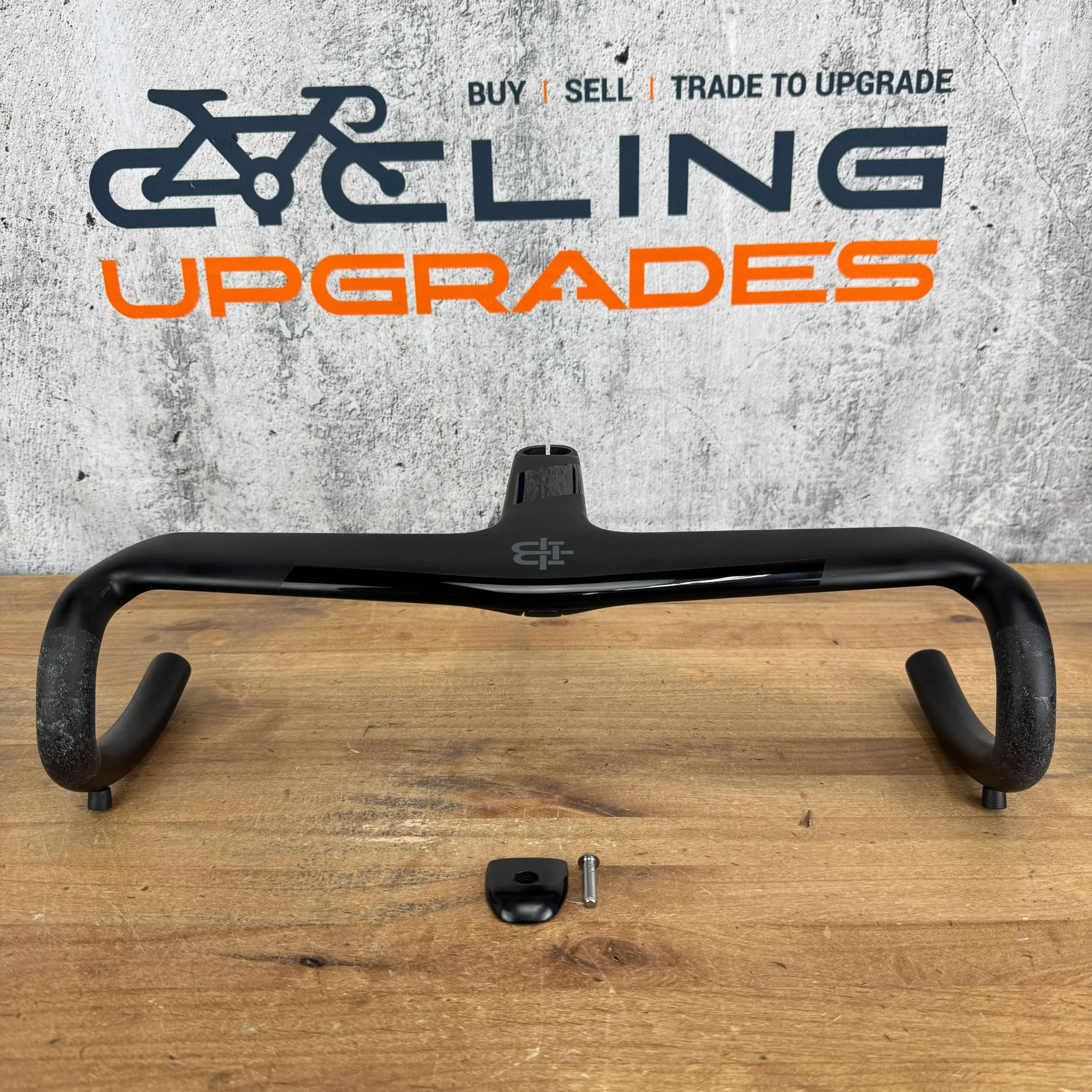Mint! Black Inc Aero Barstem 42cm x 120mm Carbon Internal Routing Handlebar