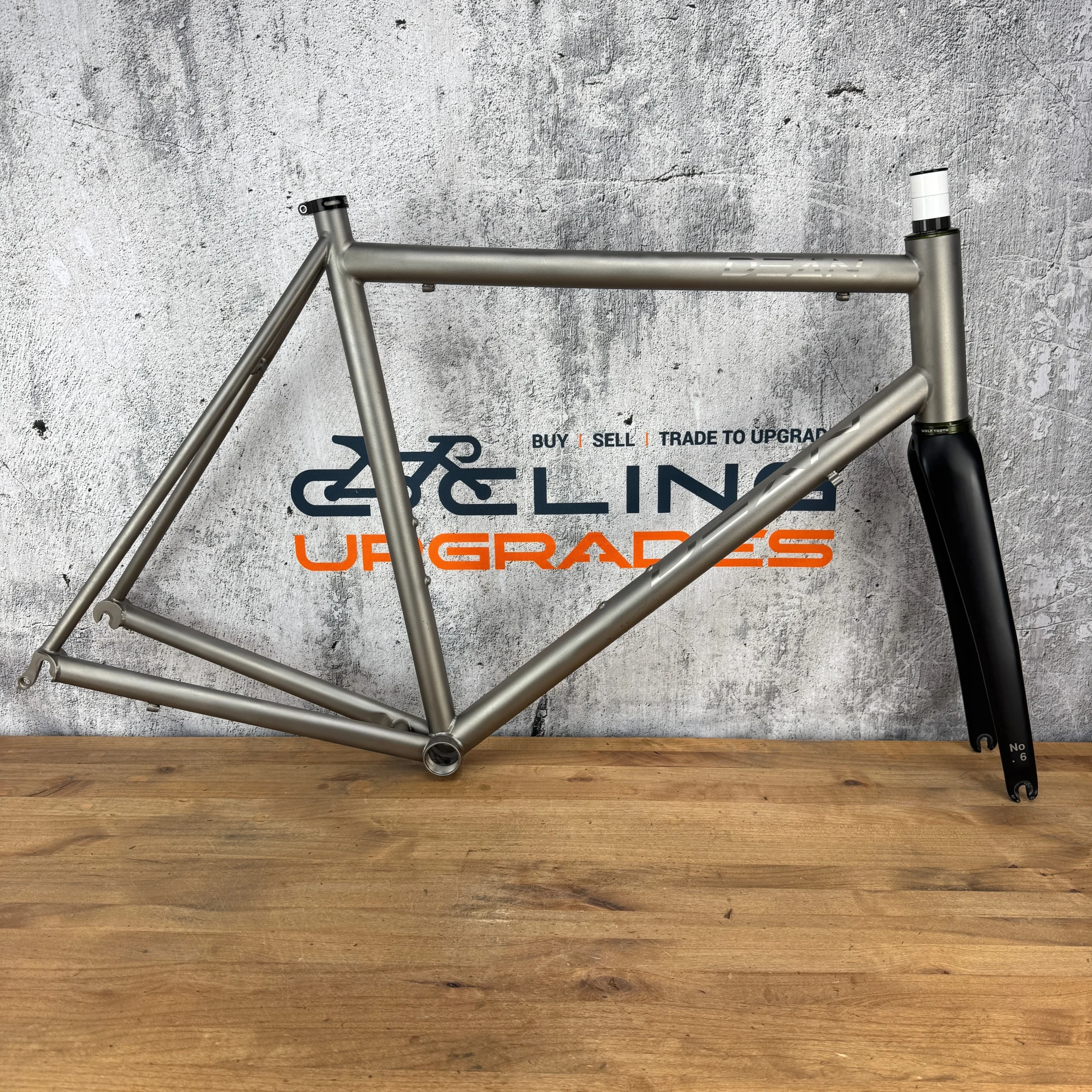 Low Mile! 2023 Dean El Vado 57.5cm Rim Brake Titanium Frameset 700c 2237g