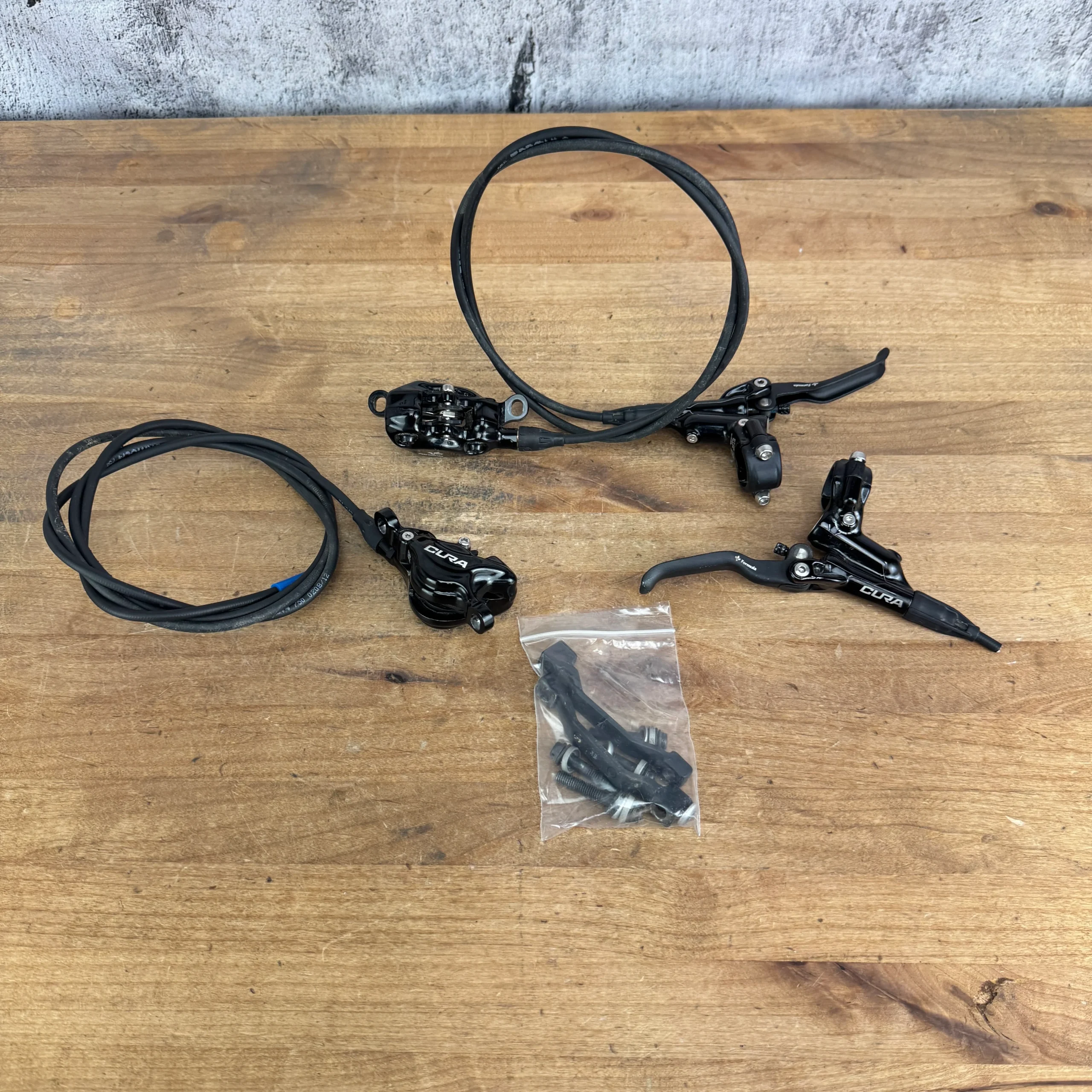 Cura Fomula 2 Piston MTB Post-Mount Hydraulic Disc Brake Levers & Calipers