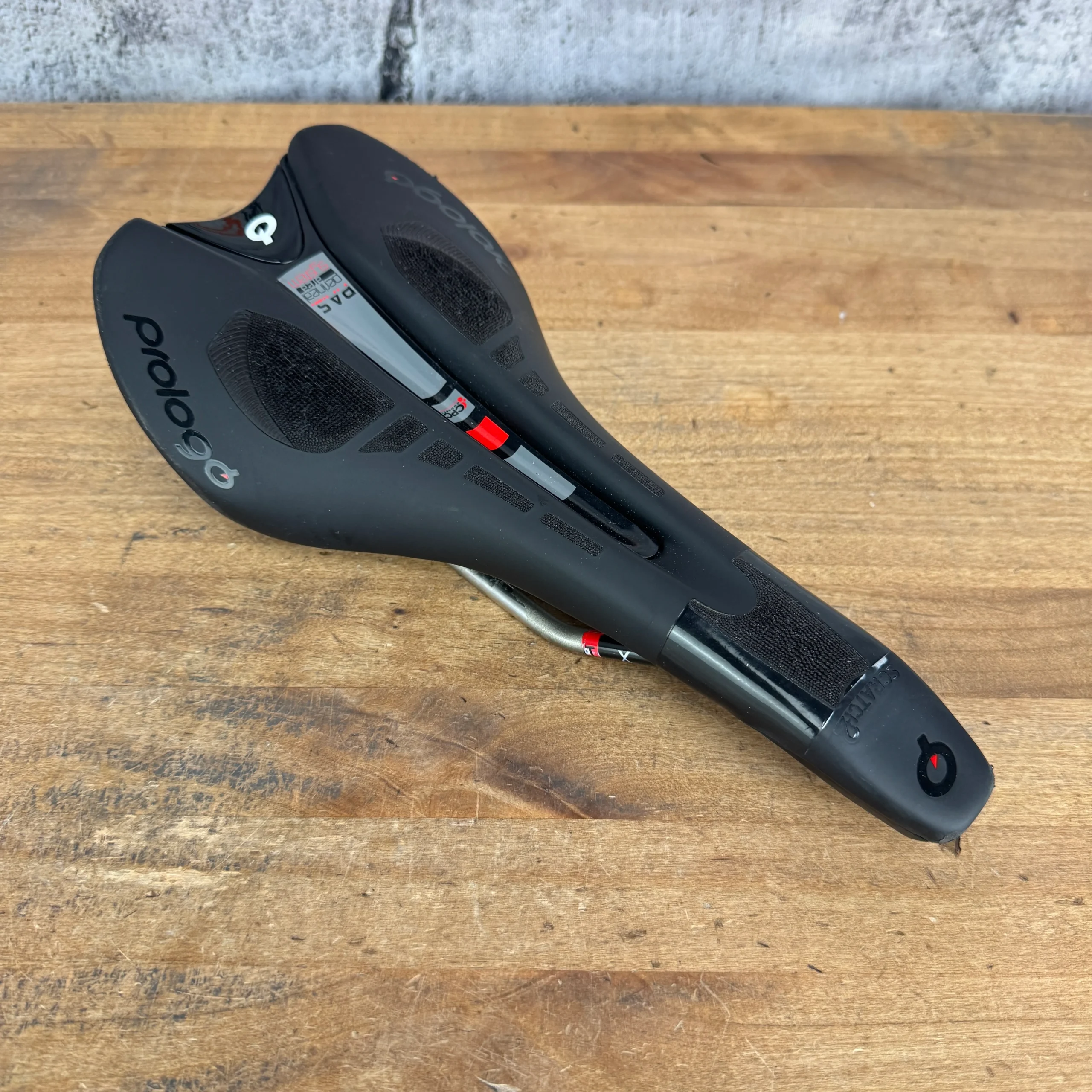 Low Mile! Prologo Nago Evo CPC 7x7mm Tirox Rails 134mm Bike Saddle 239g
