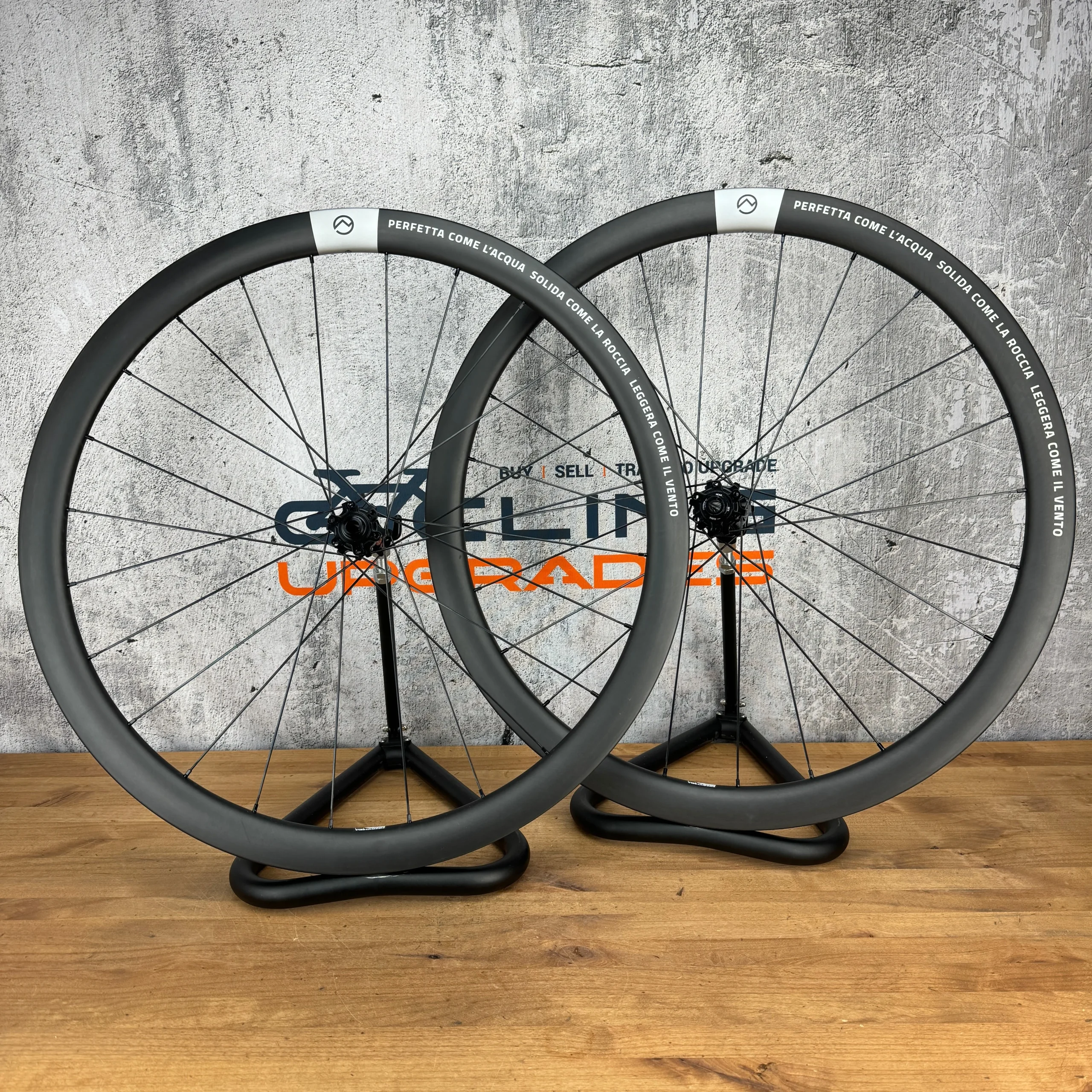 New Takeoff! Officine Mattio 40mm Carbon Tubeless Disc Wheelset Carbon-Ti 1459g