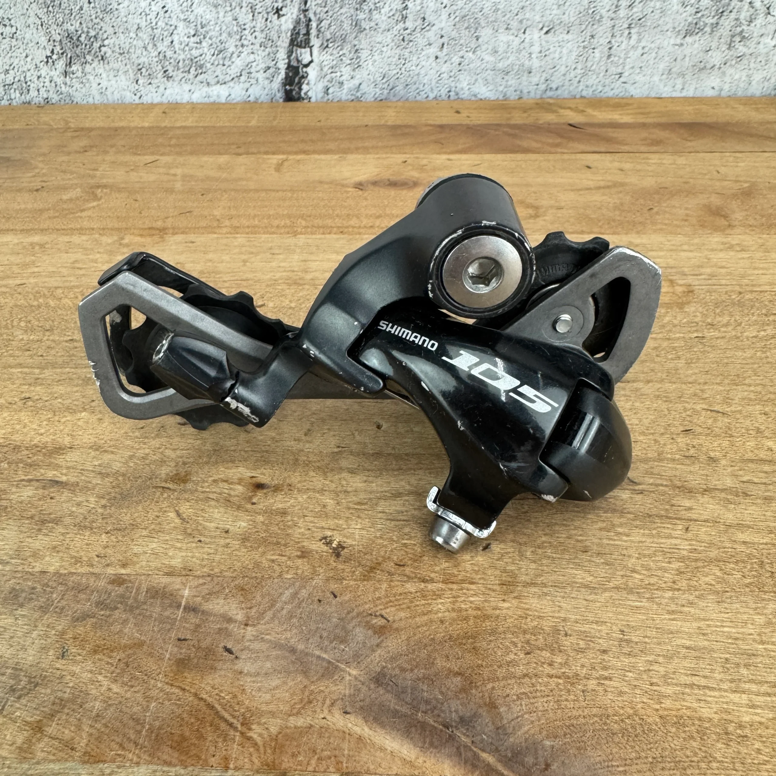 Shimano 105 RD-5700-GS 10-Speed Mechanical Bike Rear Derailleur 239g