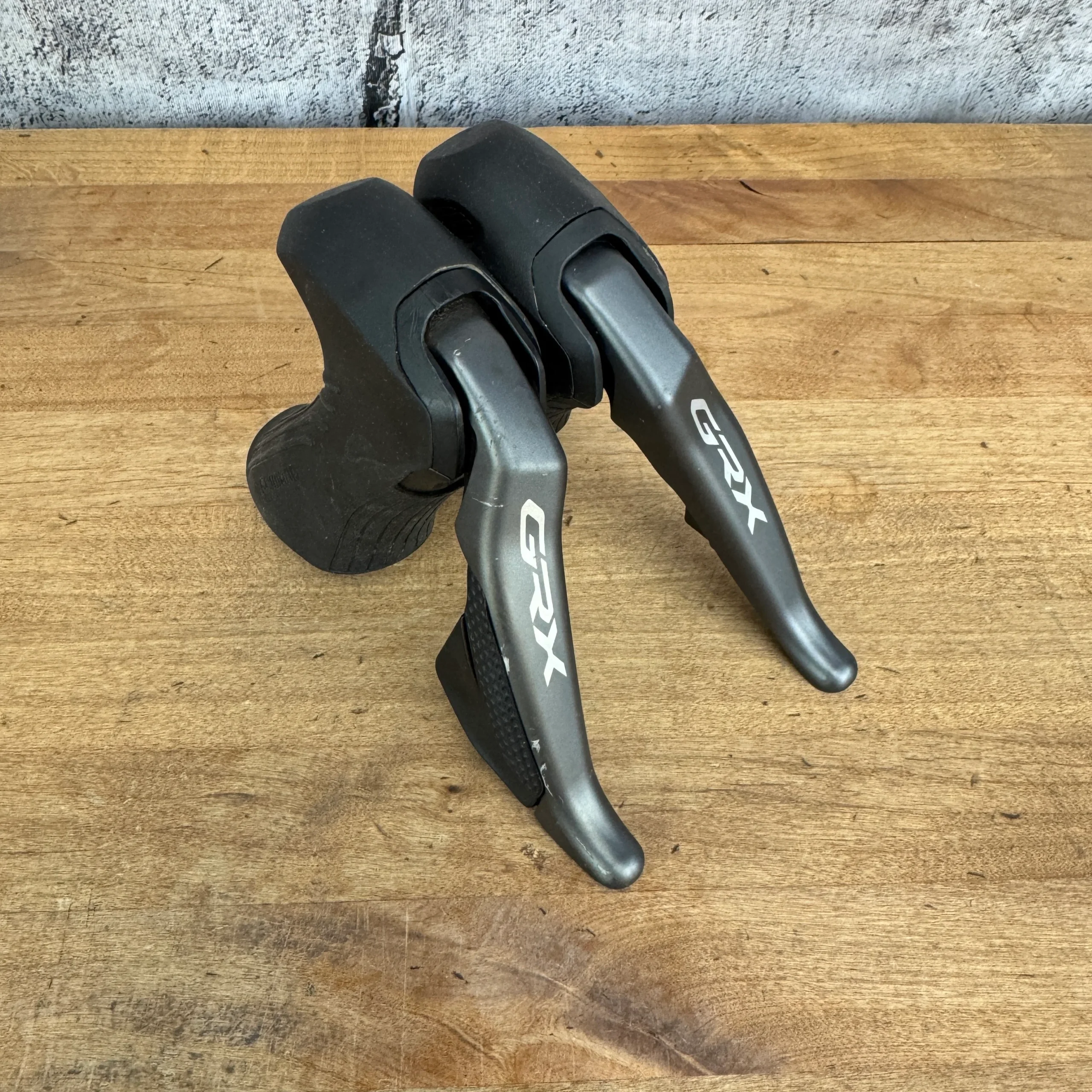 Shimano GRX ST-RX815 Di2 Electronic 11-Speed Shifters Hydraulic Brake Levers