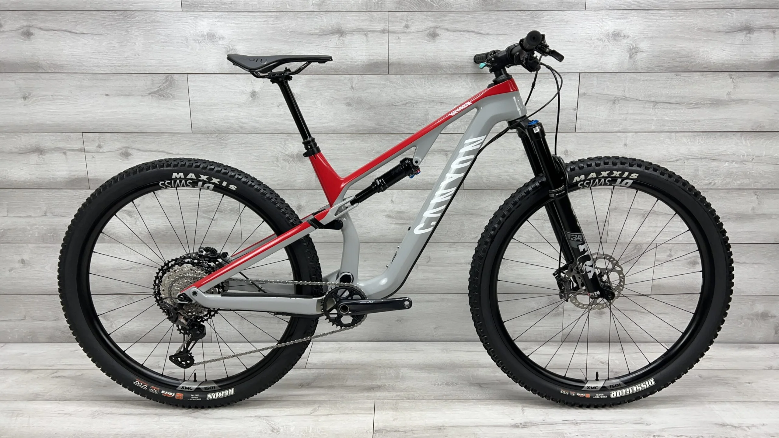 2021 Canyon Neuron CF 8Mountain Bike - Medium