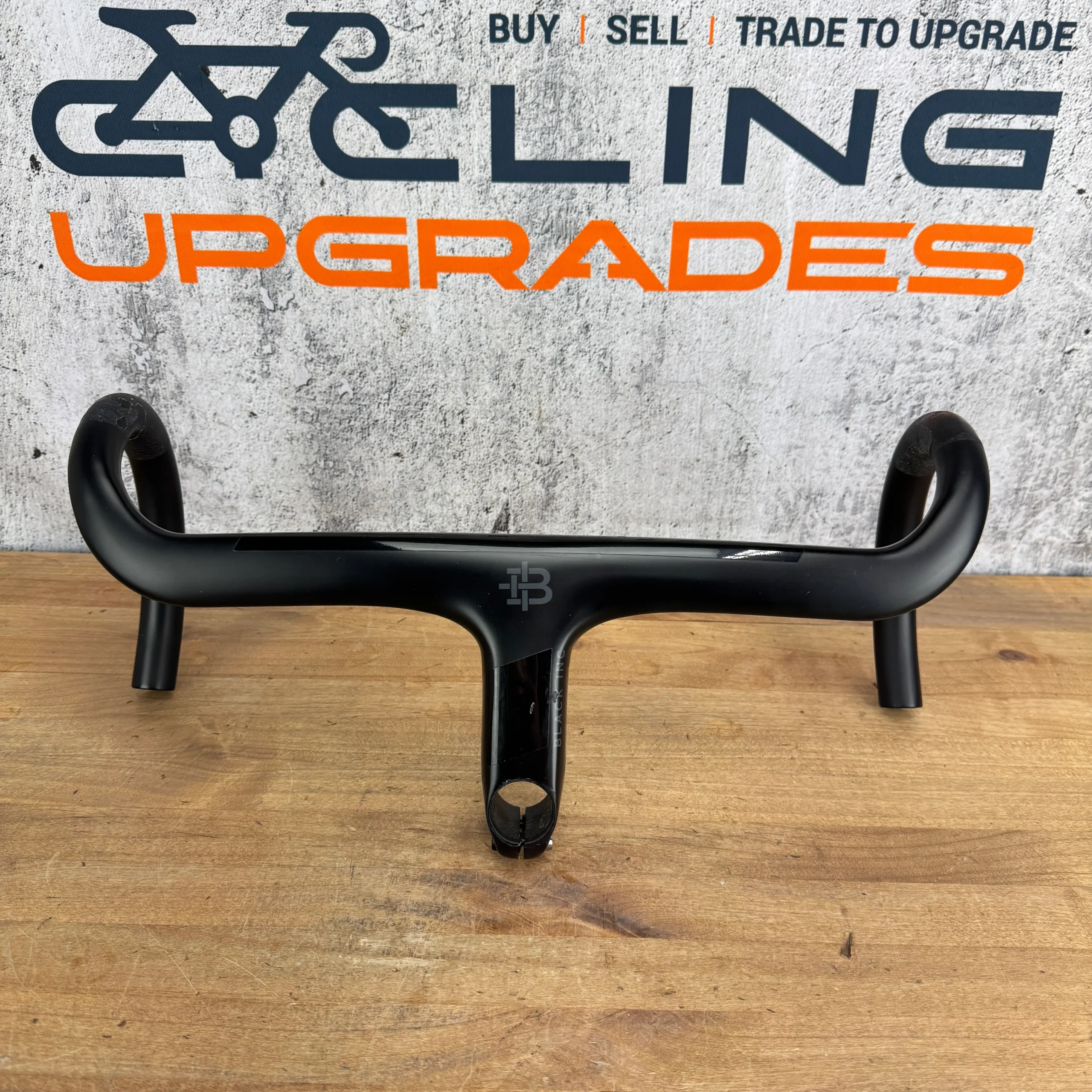 Black Inc Road 42cm x 110mm Ostro Compatible Integrated Handlebar 336g