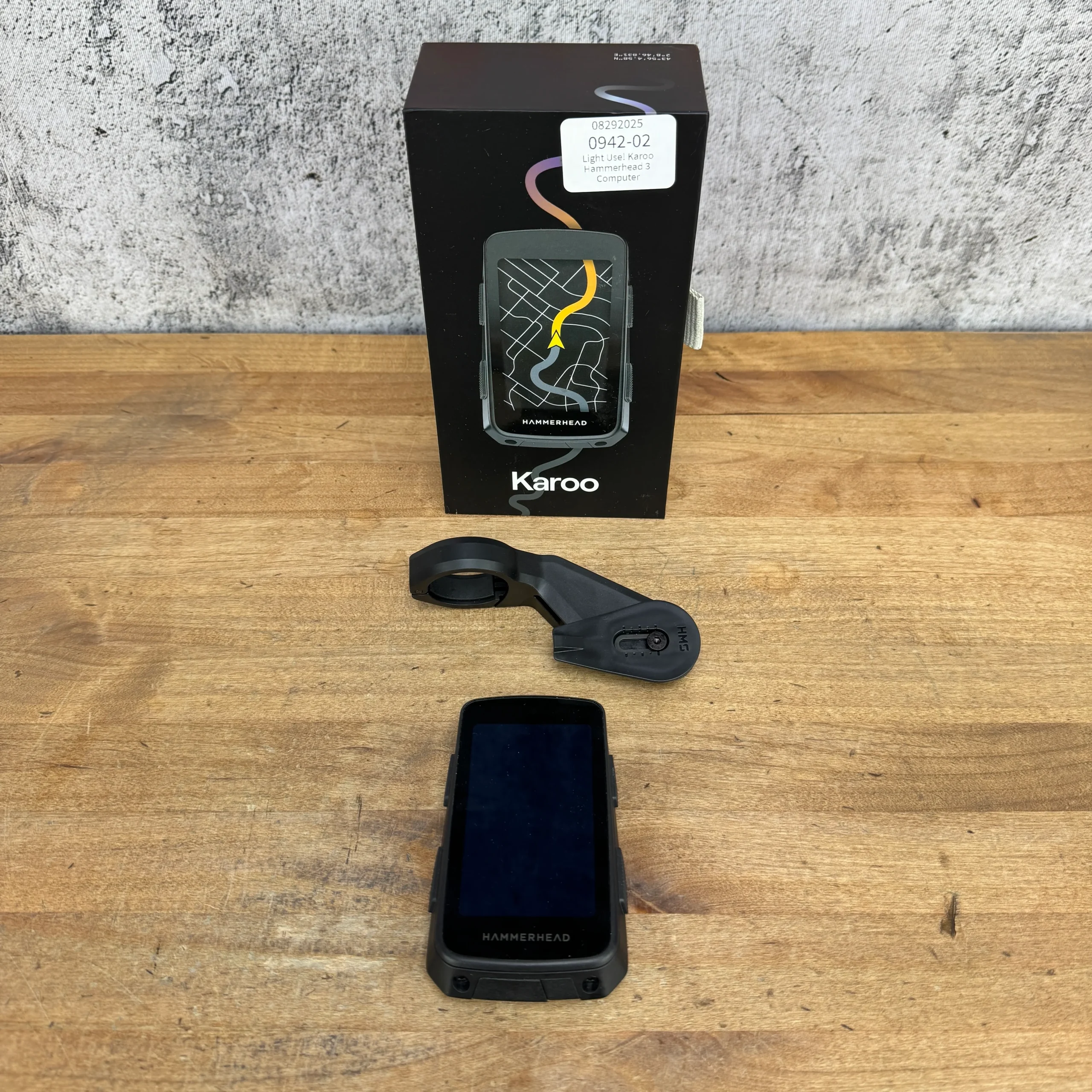 Light Wear! Hammerhead Karoo 3 GPS Unit Cycling Bike Computer + Computer Mount