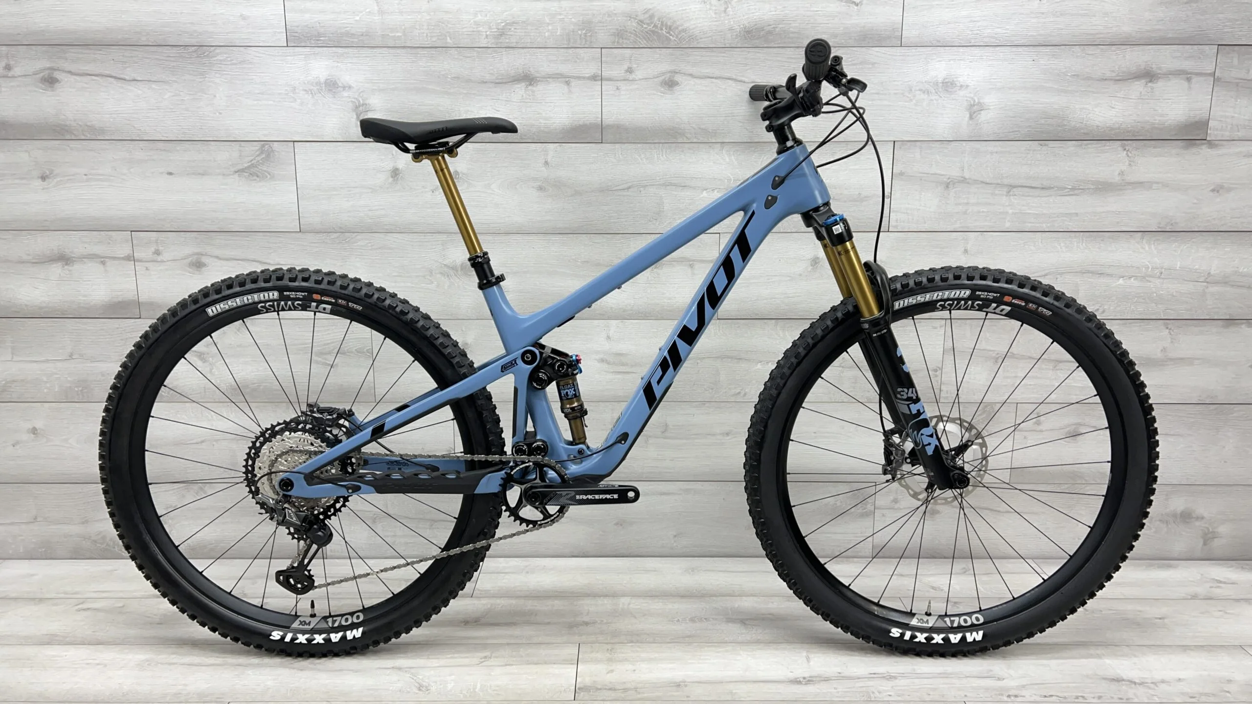2022 Pivot Trail 429 Pro XT/XTRMountain Bike - Medium