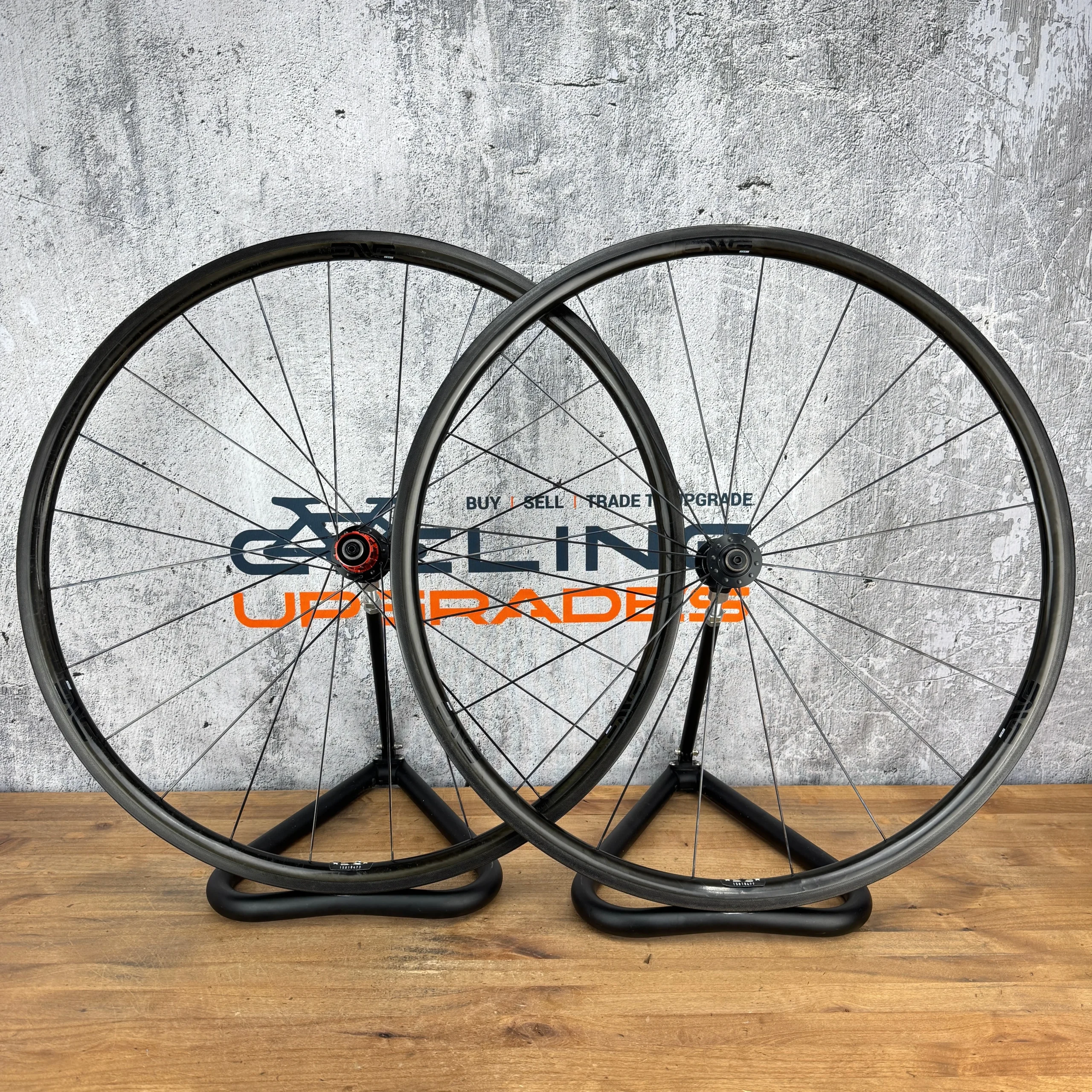 Enve SES 2.2 Gen 2 Carbon Clincher QR Rim Brake DT Swiss 240 Wheelset 700c 1452g