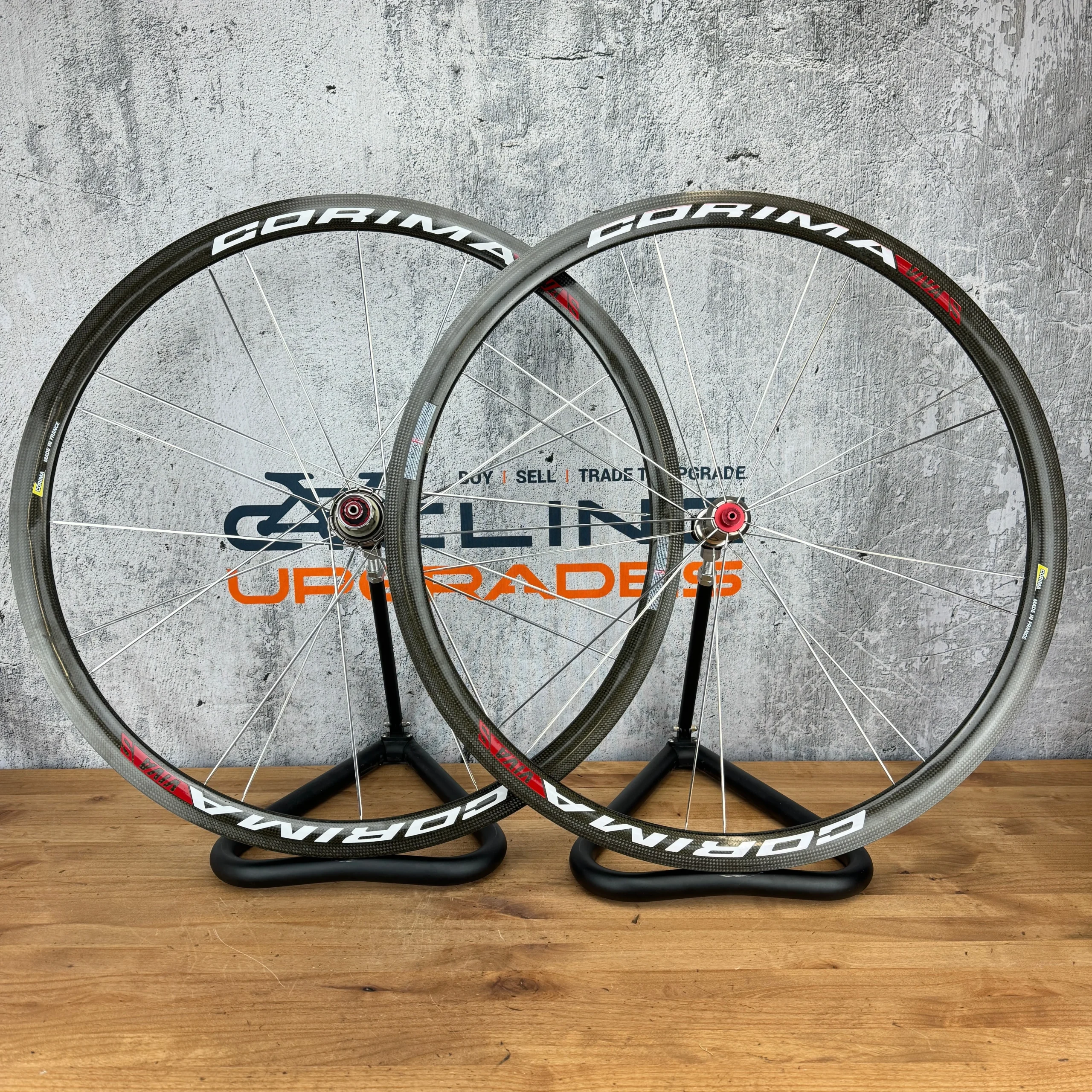 Corima Viva S 34mm Carbon Tubular Rim Brake 11-Speed Bike Wheelset 700c 1235g